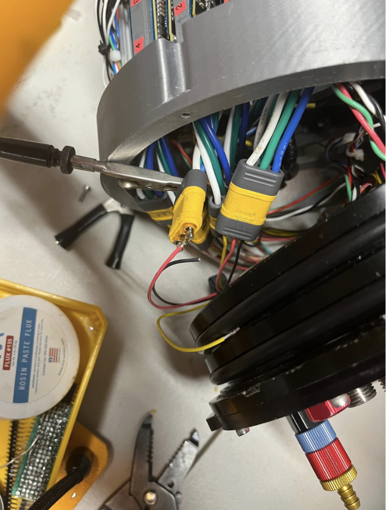 Loose phase wires