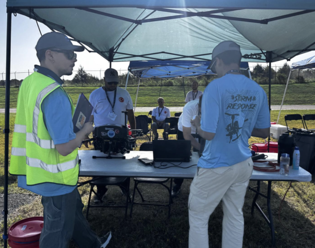 talking to other volunteers