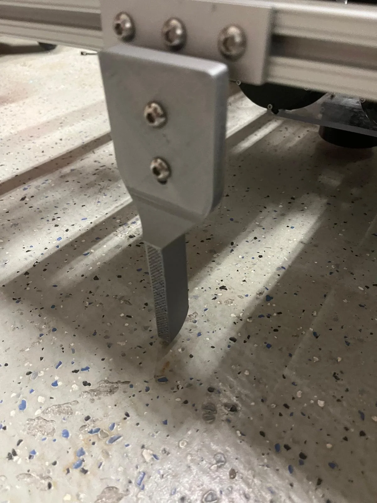 broken magnetic light