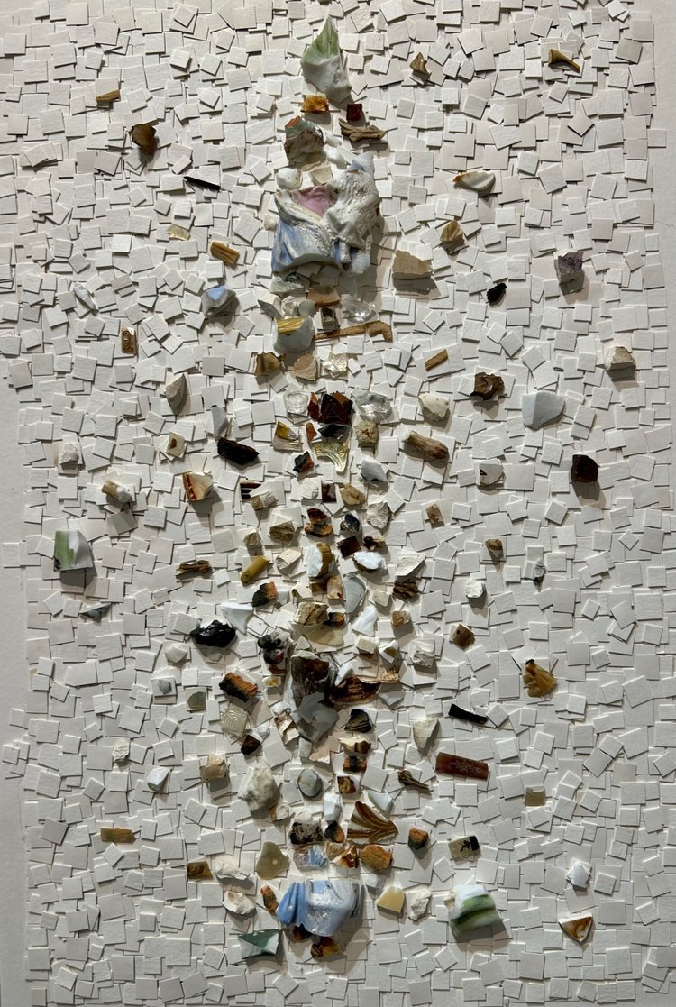 José Manuel Fors
Archipiélagos III
Vintage porcelain fragments
on photographic paper
with other materials 2023
12 x17.5 inches