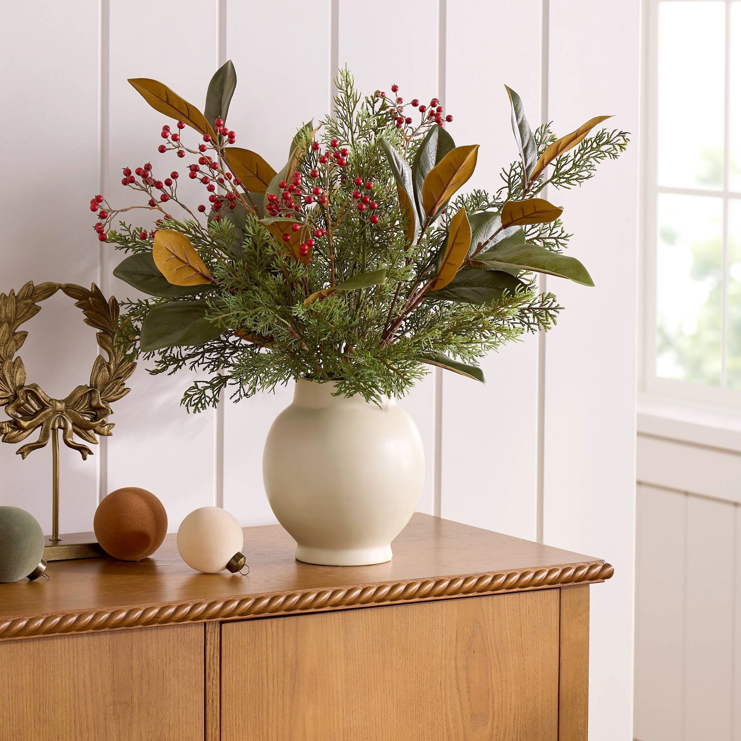 HallXmasBouquet.jpg