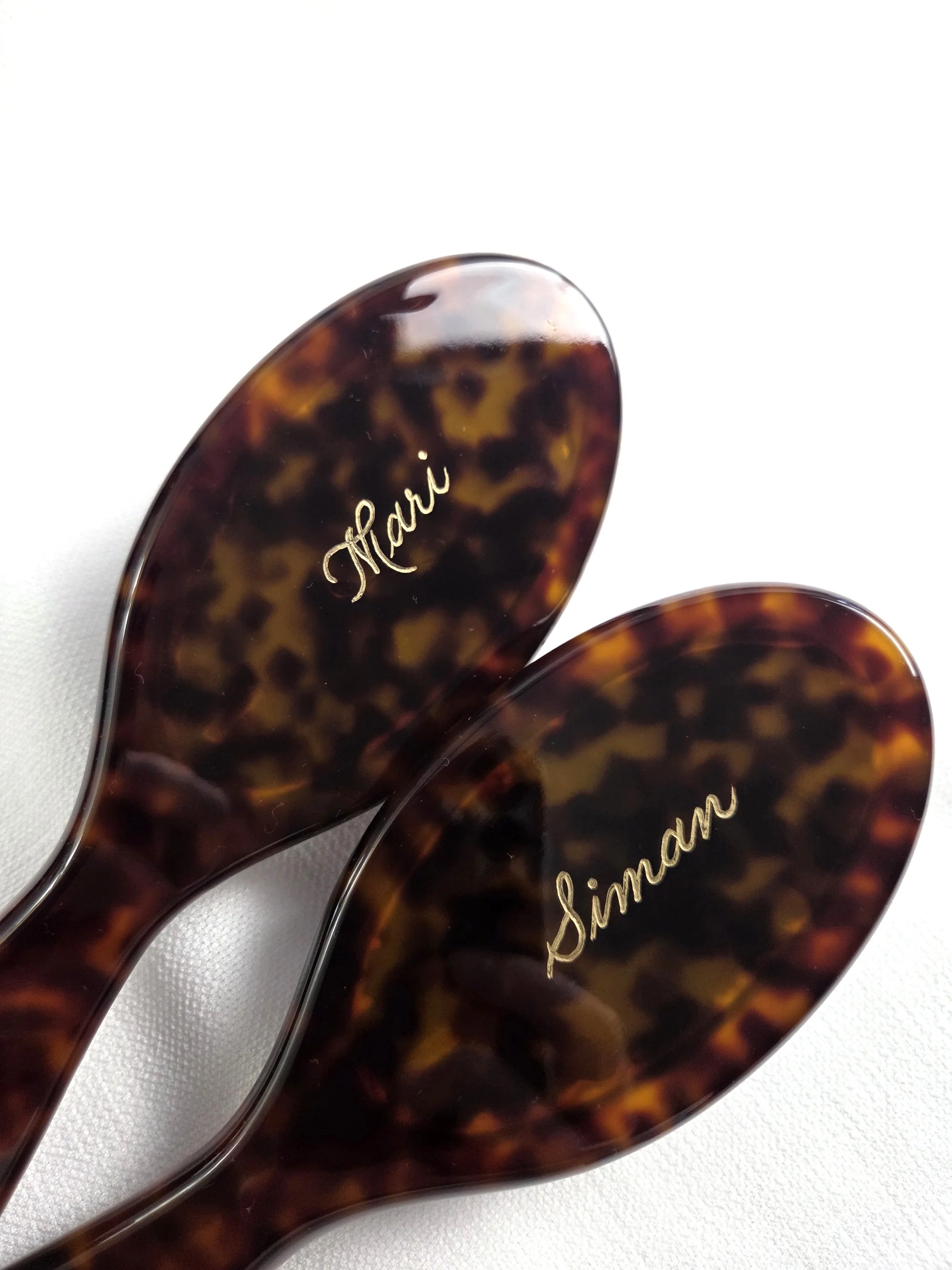 hand engraved hair brush personalization