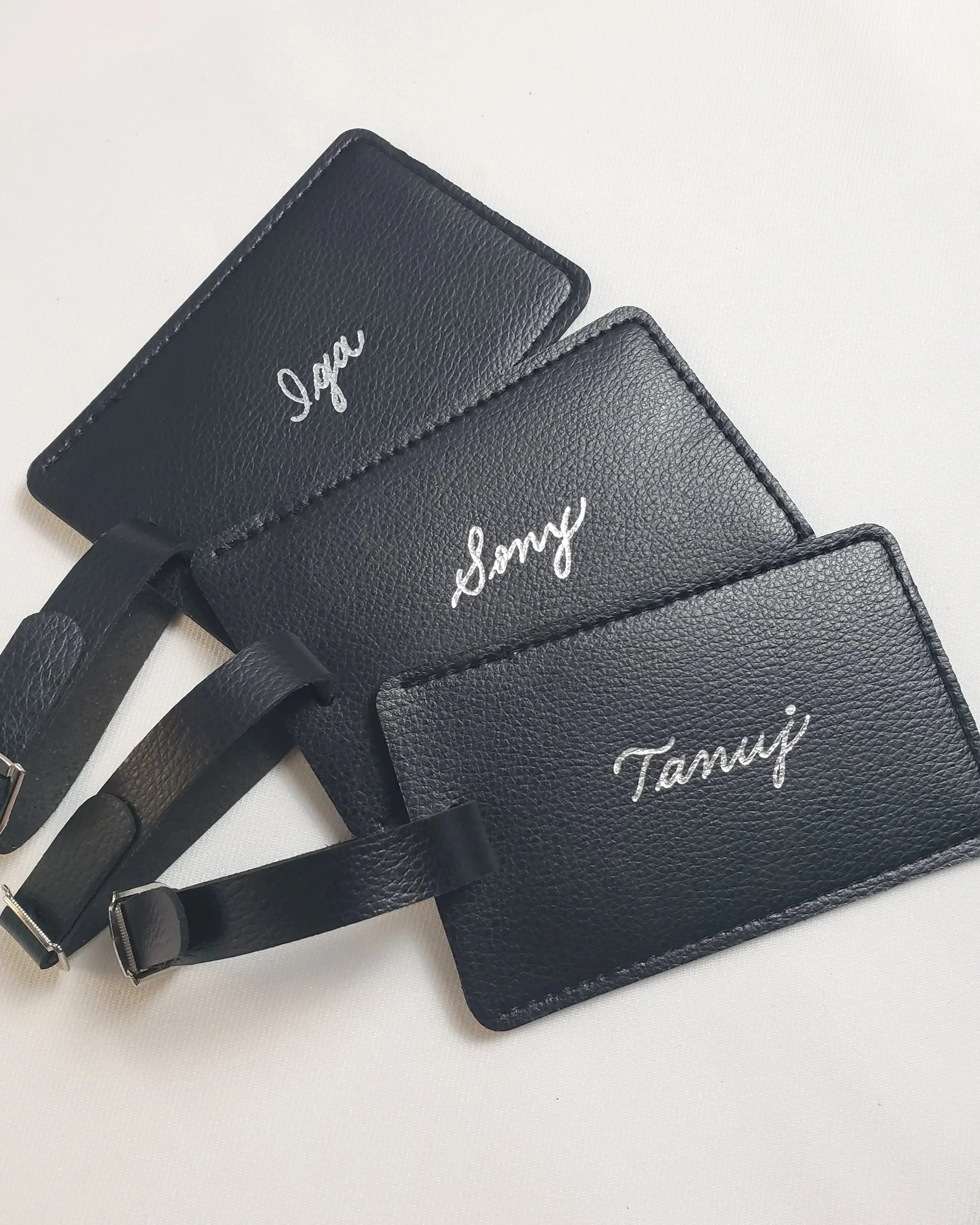 personalized+luggage+tags+corporate+event+calligrapher.jpg