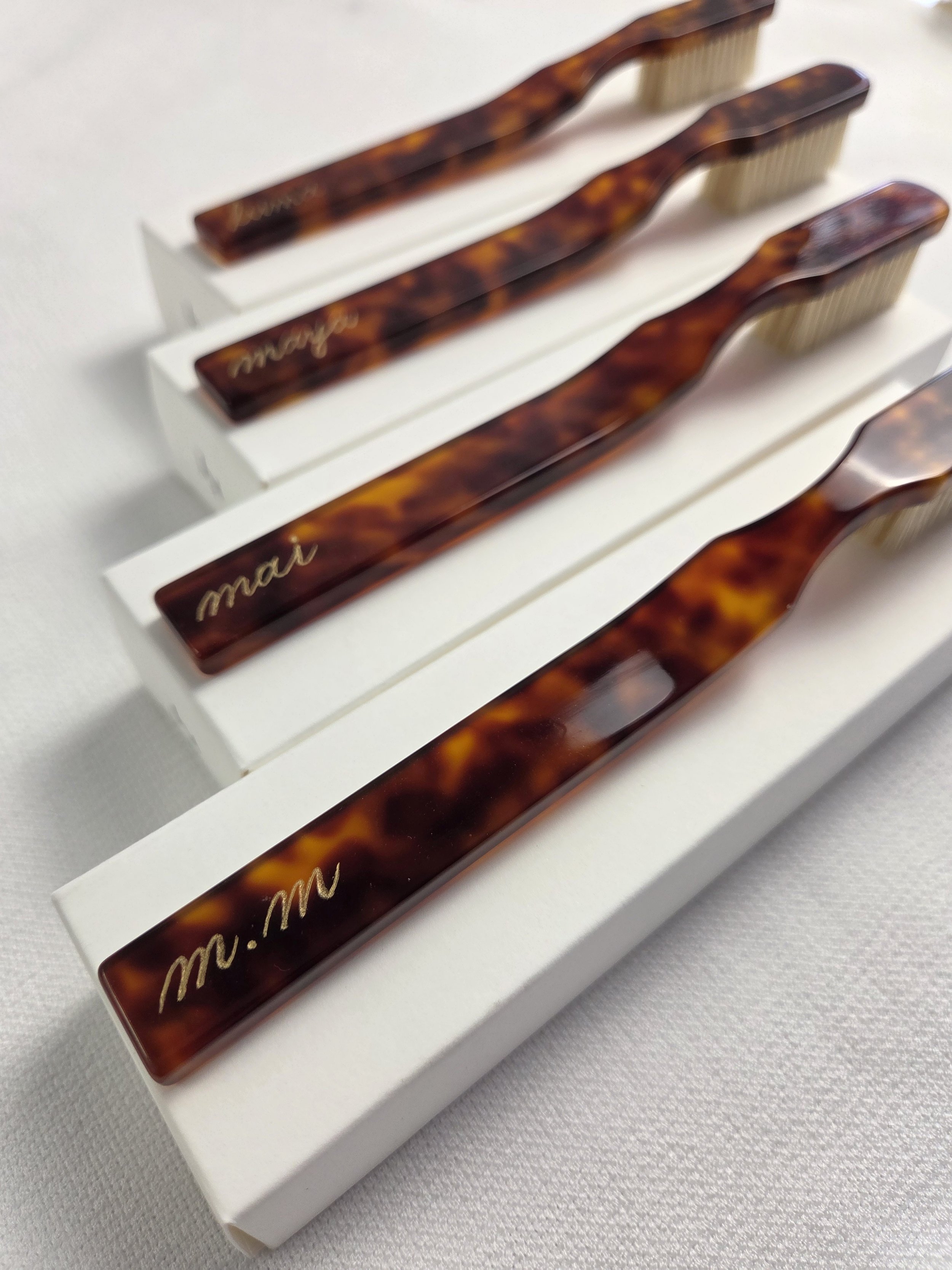 personalized hair brushes for influencer gifting event