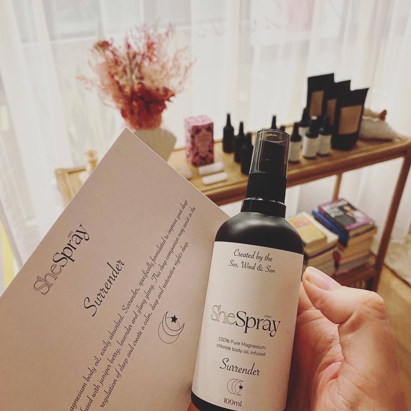 Love this stuff @she.spray ✨🌸 It&rsquo;s the first thing I reach for now when I can feel my neck and shoulders getting tight and sore. Can&rsquo;t wait to lather some on my feet tonight before bed 🌌 Get some from the @ellebrownwellness studio in Br