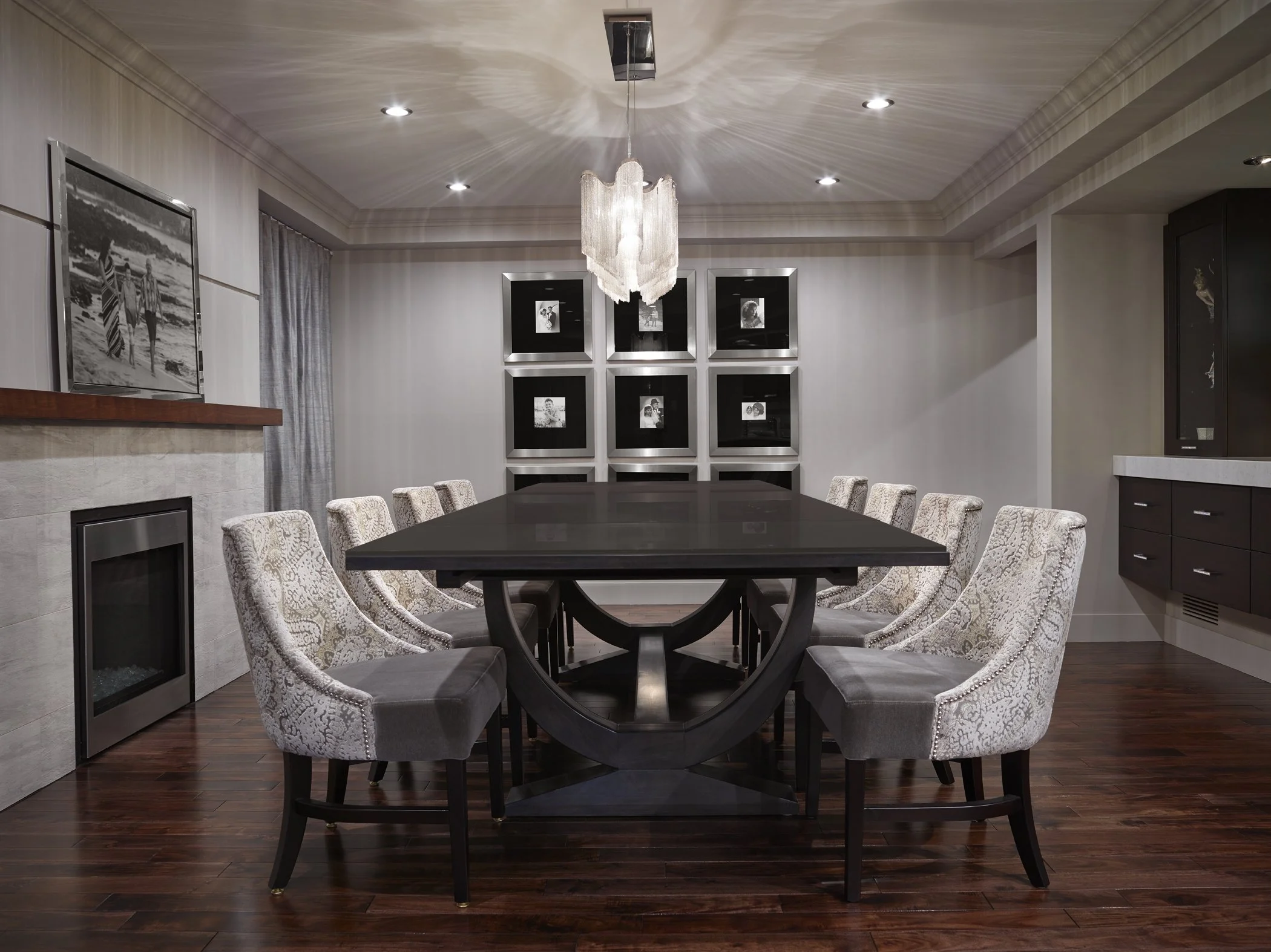 Dining Melanie Marshall (1).jpg