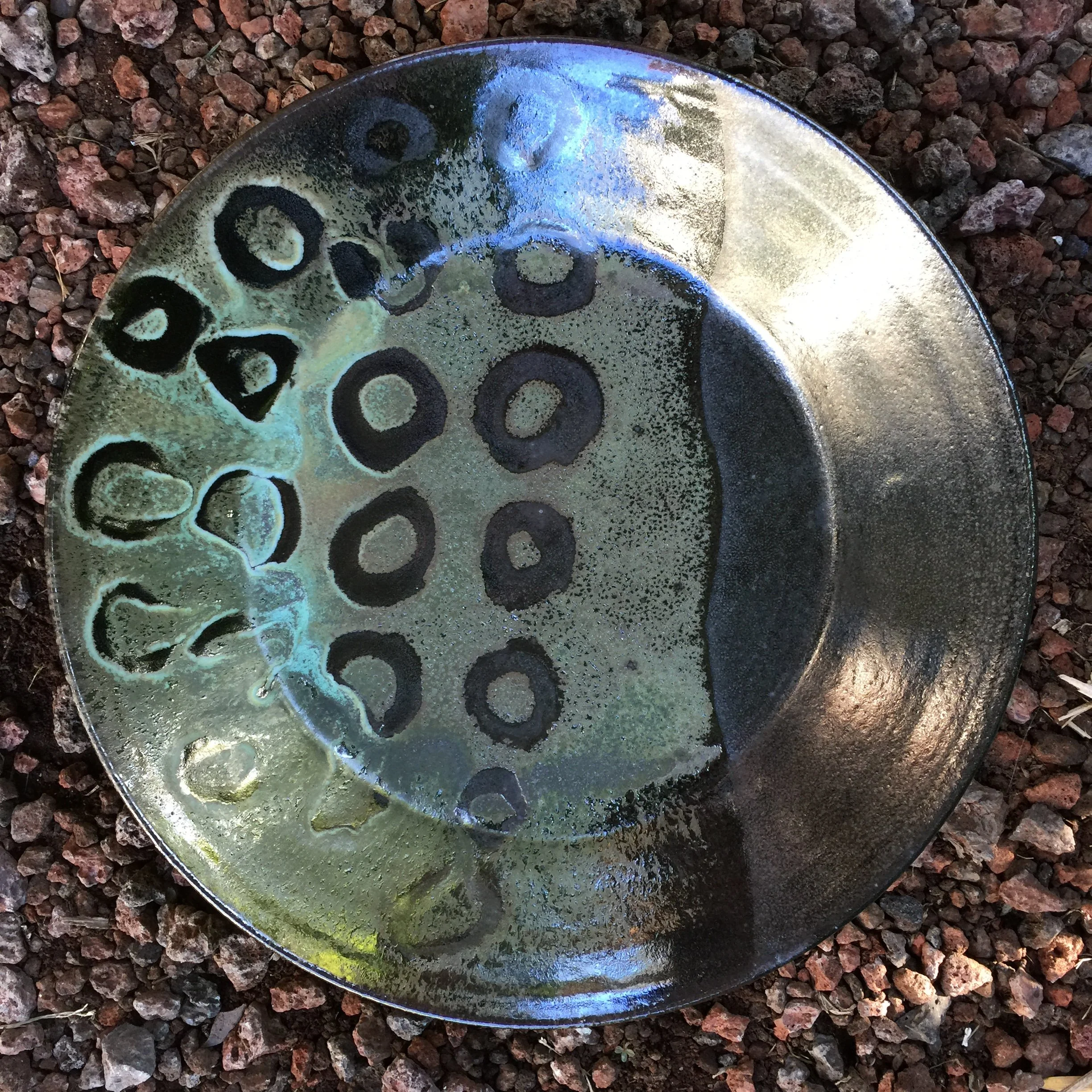 WB_Blk, circles,low bowl, 14_dia.JPG