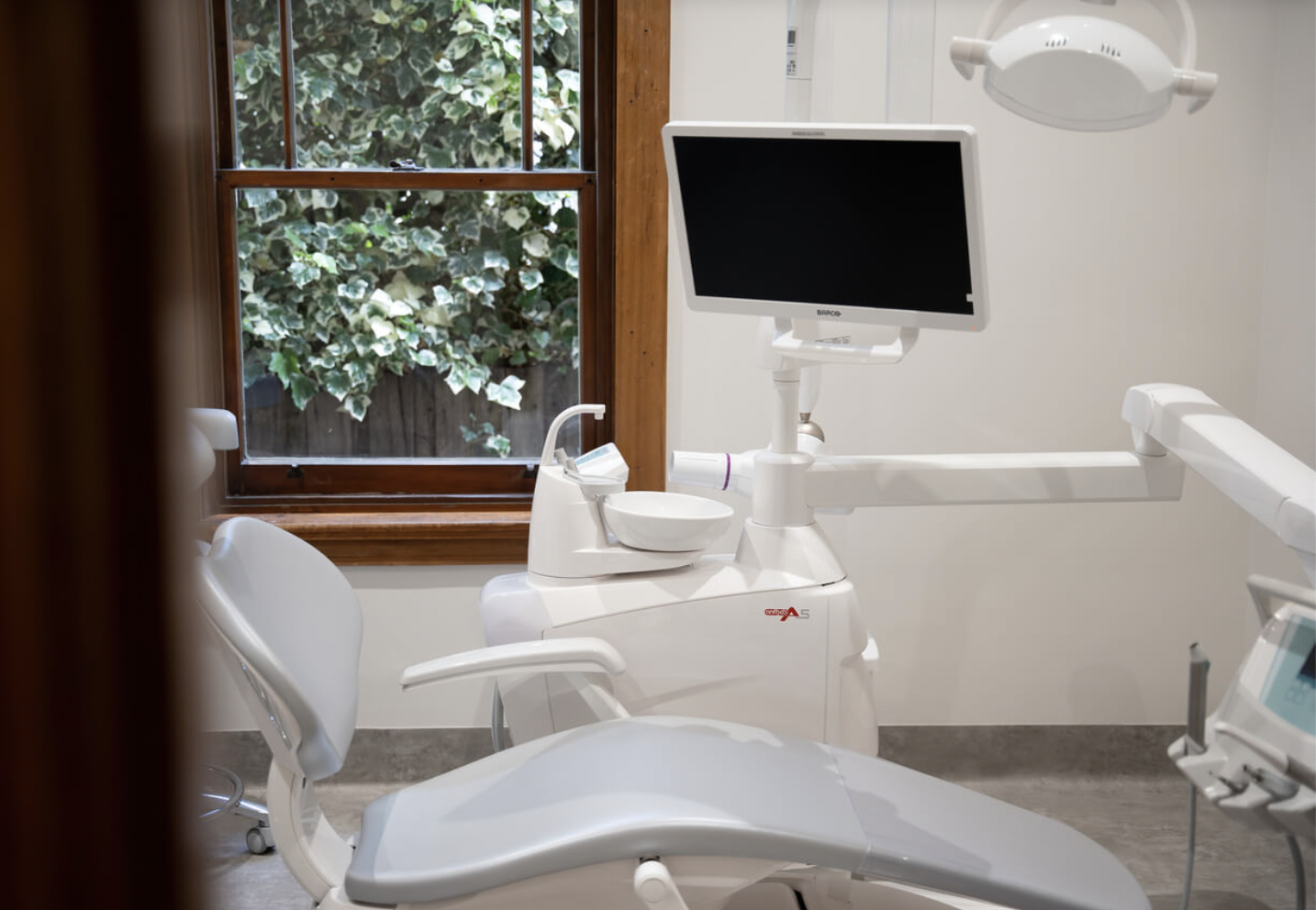 ddta-dental-surgery-setup-modern-fitout-3.jpg.png
