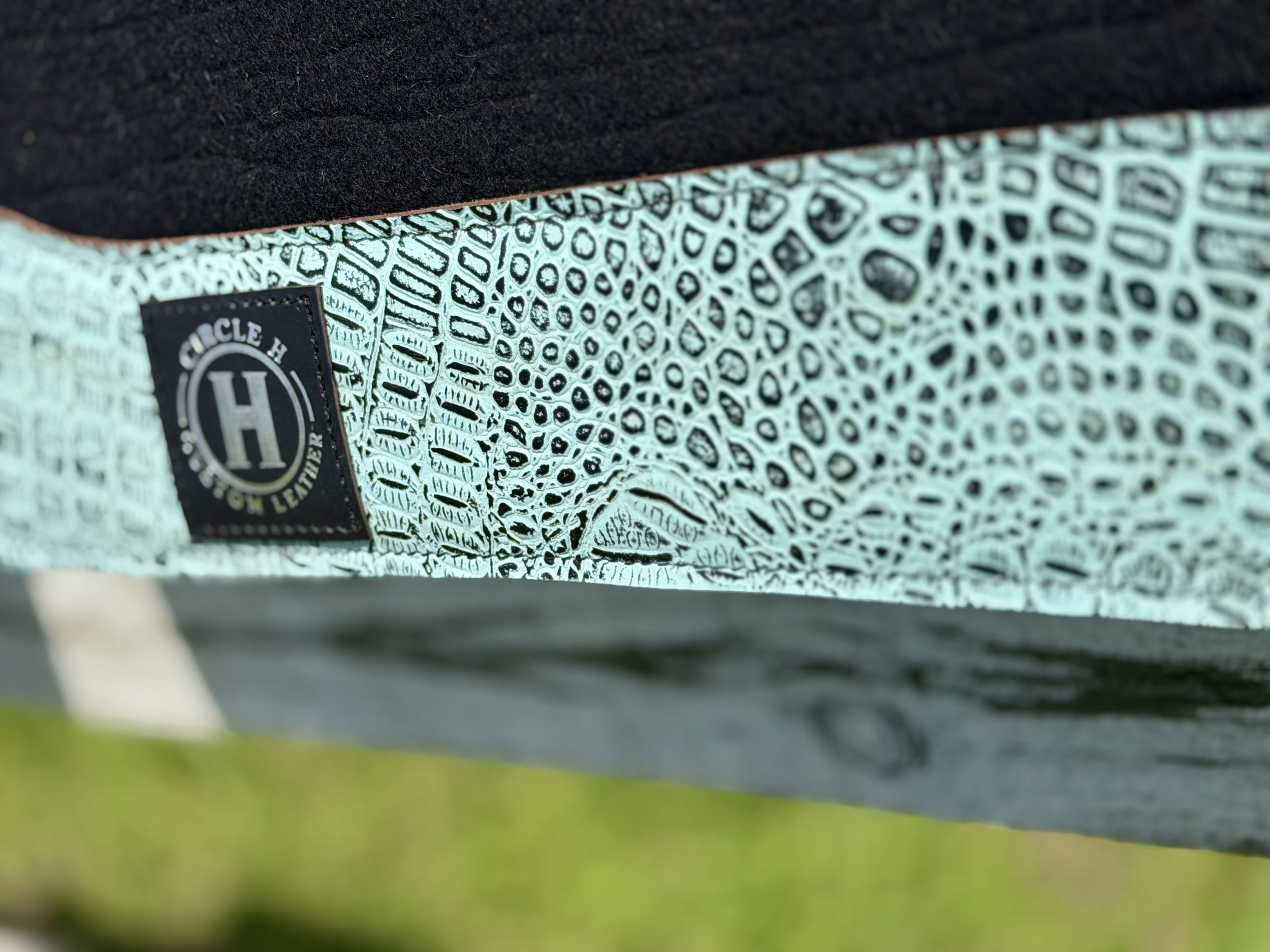 Circle H Hell-Bent Saddle Pad – Frostbite