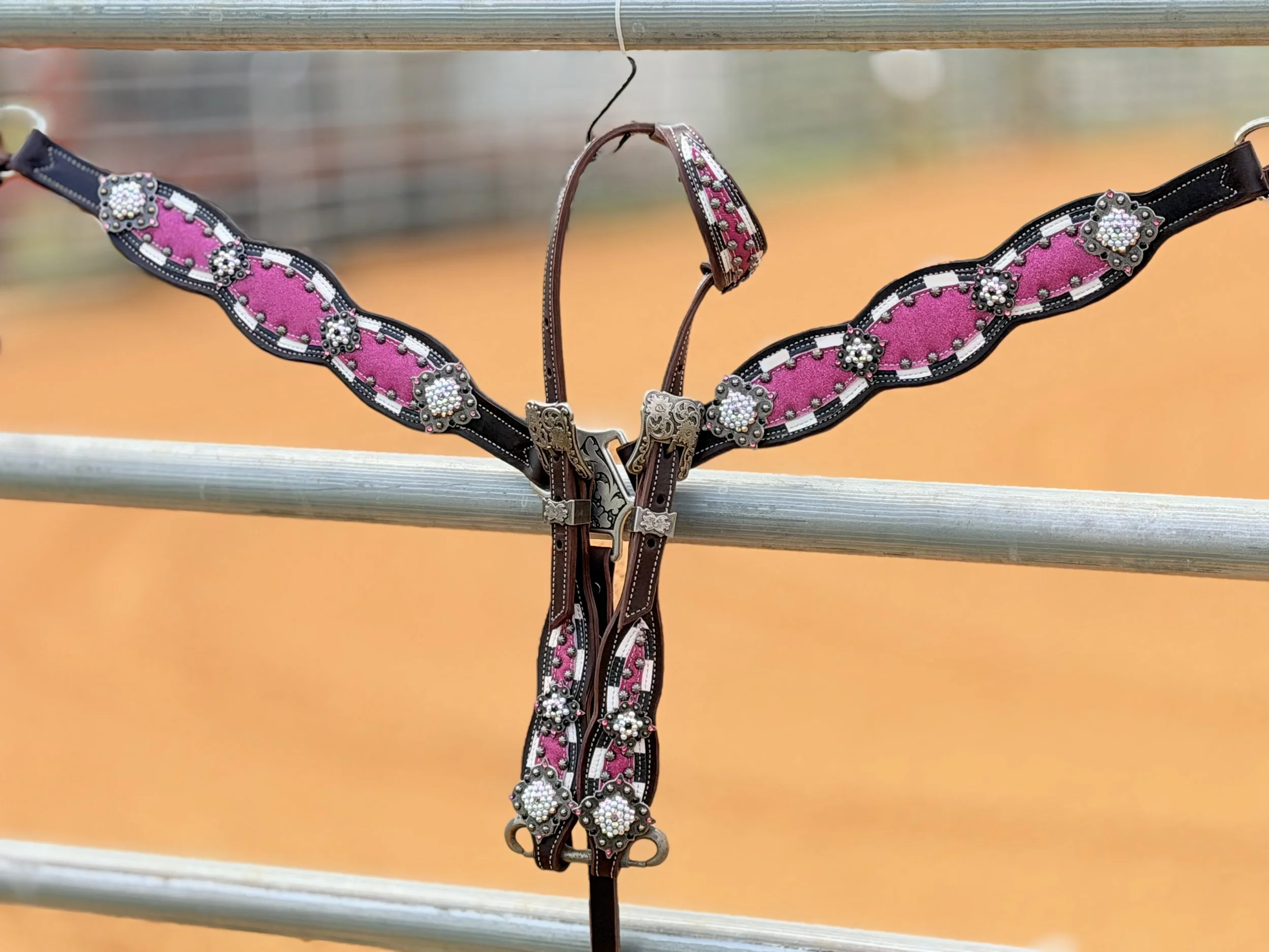 Pink Renegade Tack Set
