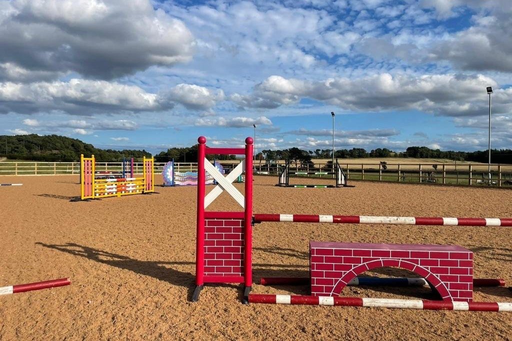 70m x 30m outdoor show jumping arena