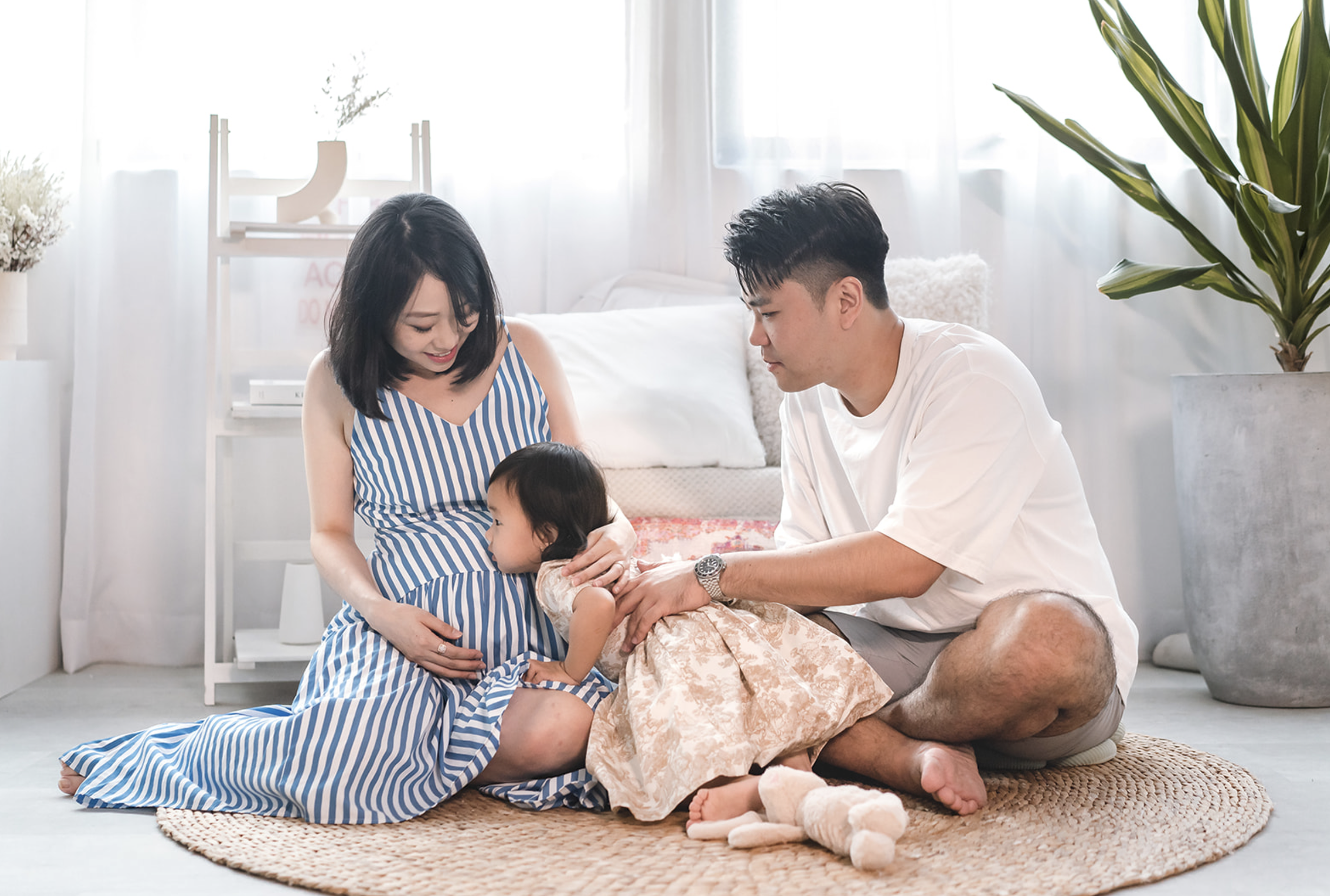 F &amp; J Family shoot in a studio By Dennis