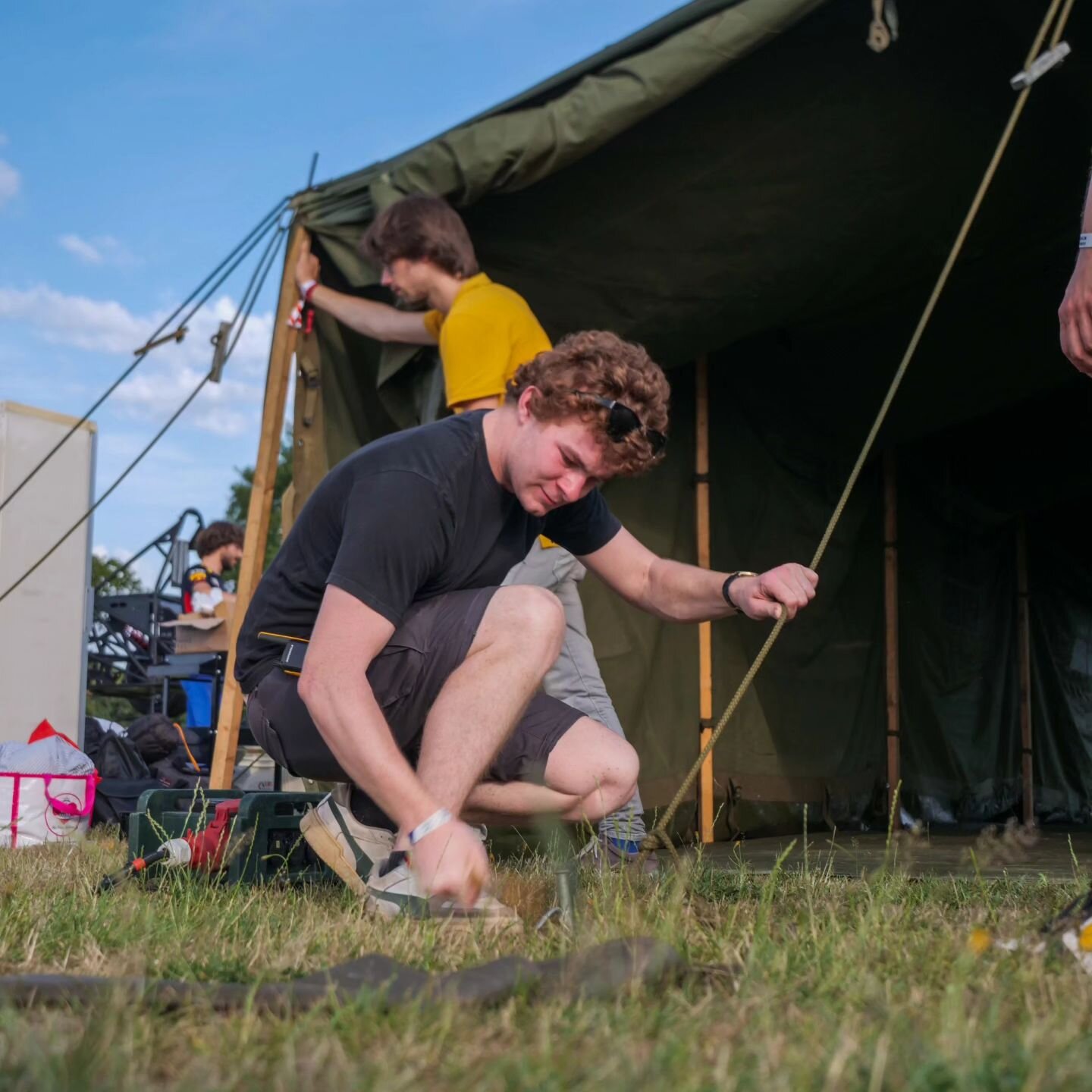 As the second day of @fsnetherlands draws to a close, we reflect on the last few days as a true test of our teamwork. We had to start again after a severe storm damaged the campsite, rebuilding everything from scratch. We moved into our pits today an