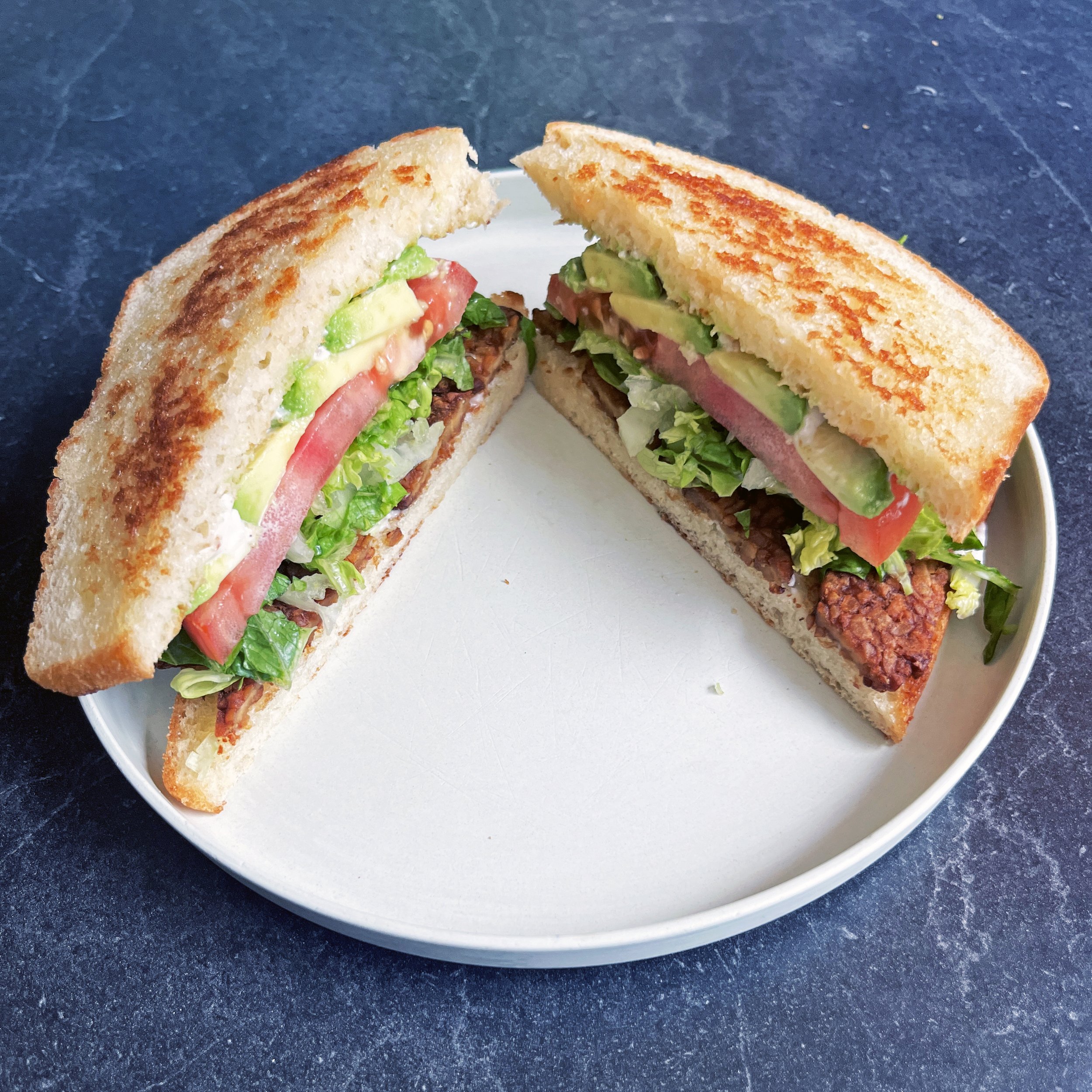 Bangin' BLT w/ Avocado
