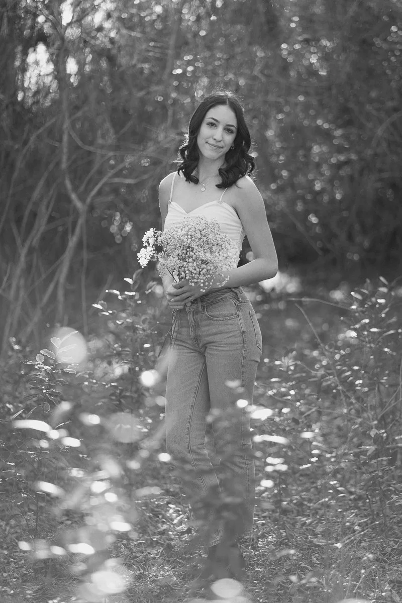 high-school-senior-girl-photographer-22.jpg