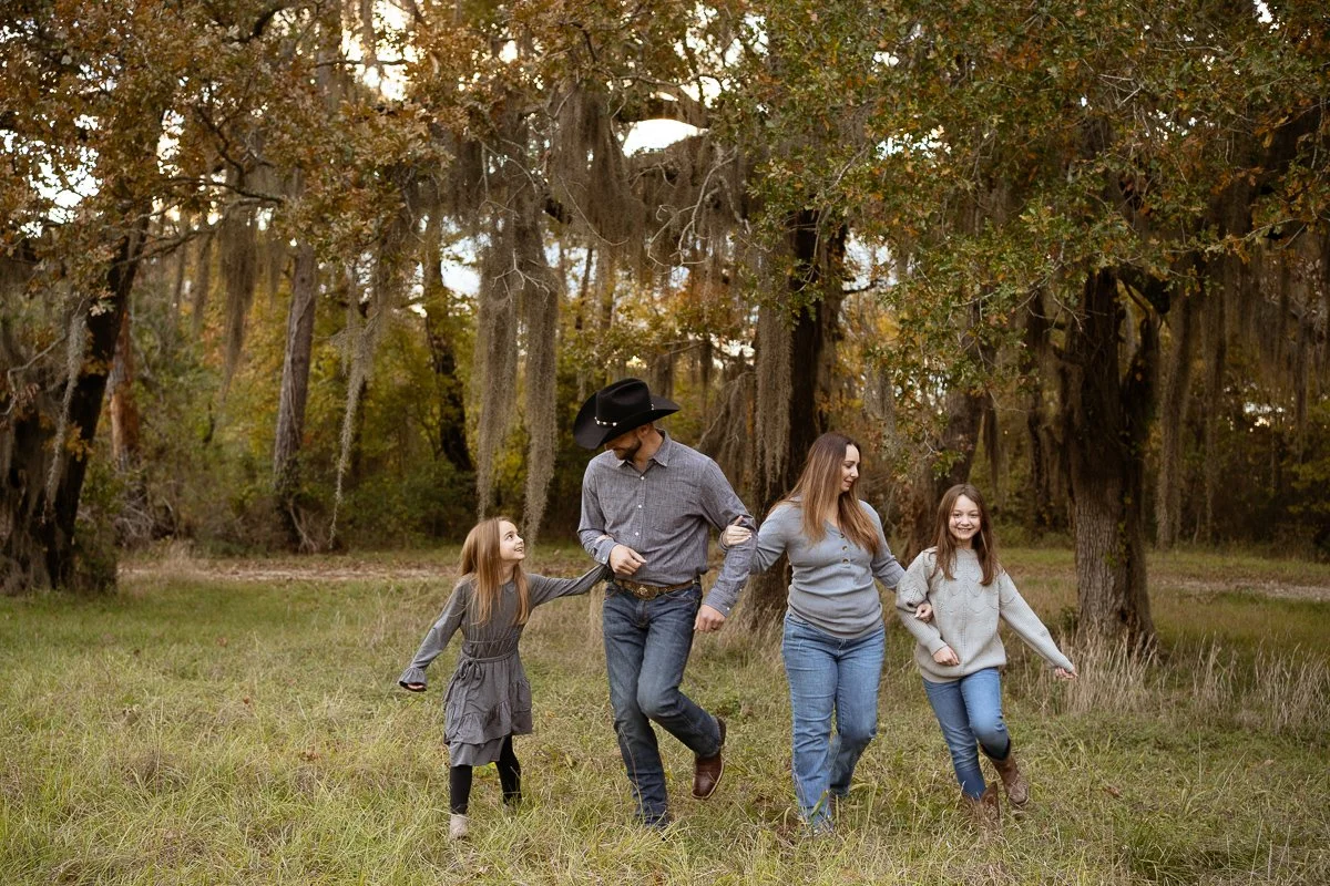family-photo-shoot-in-nature-26.jpg