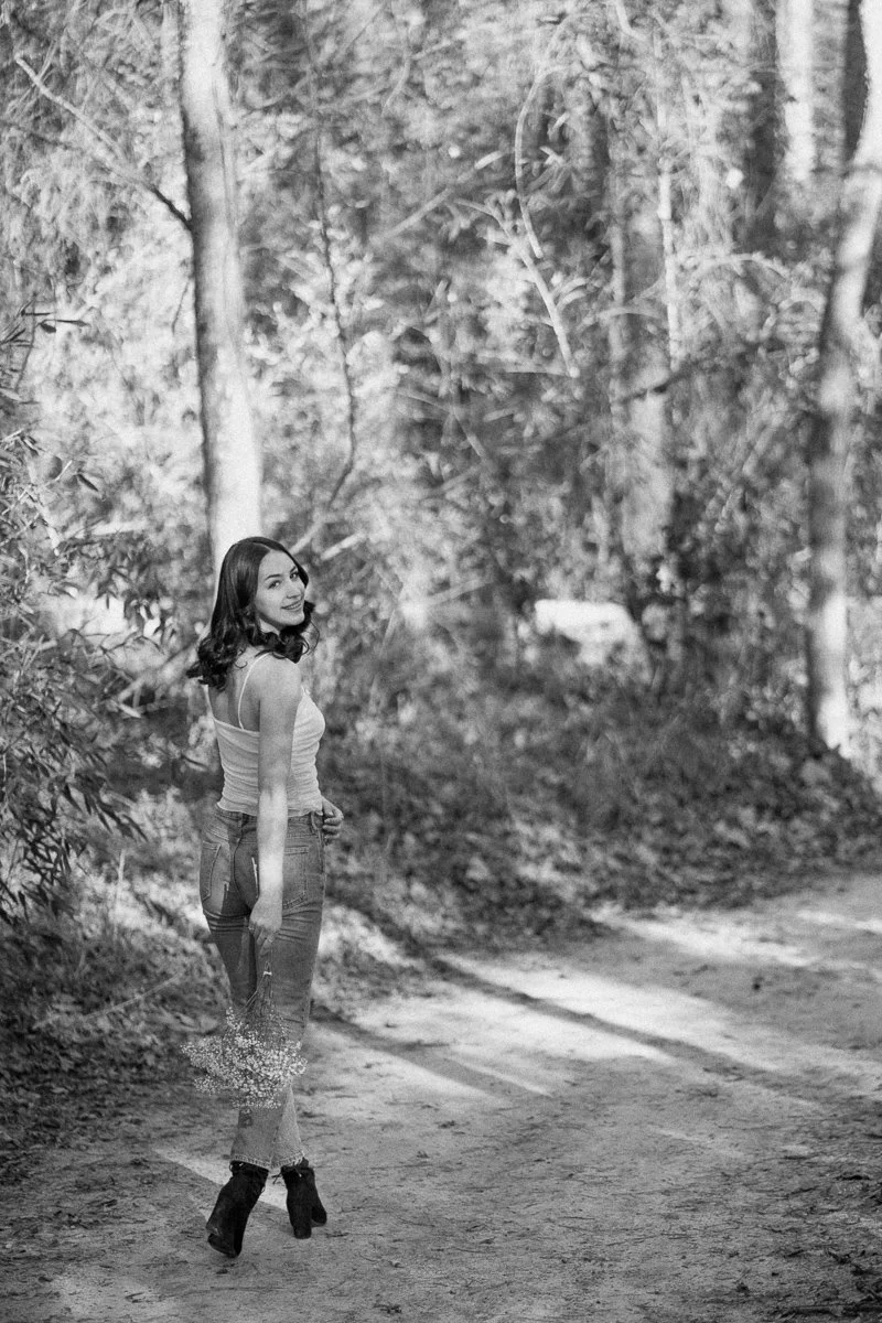 high-school-senior-girl-photographer-21.jpg