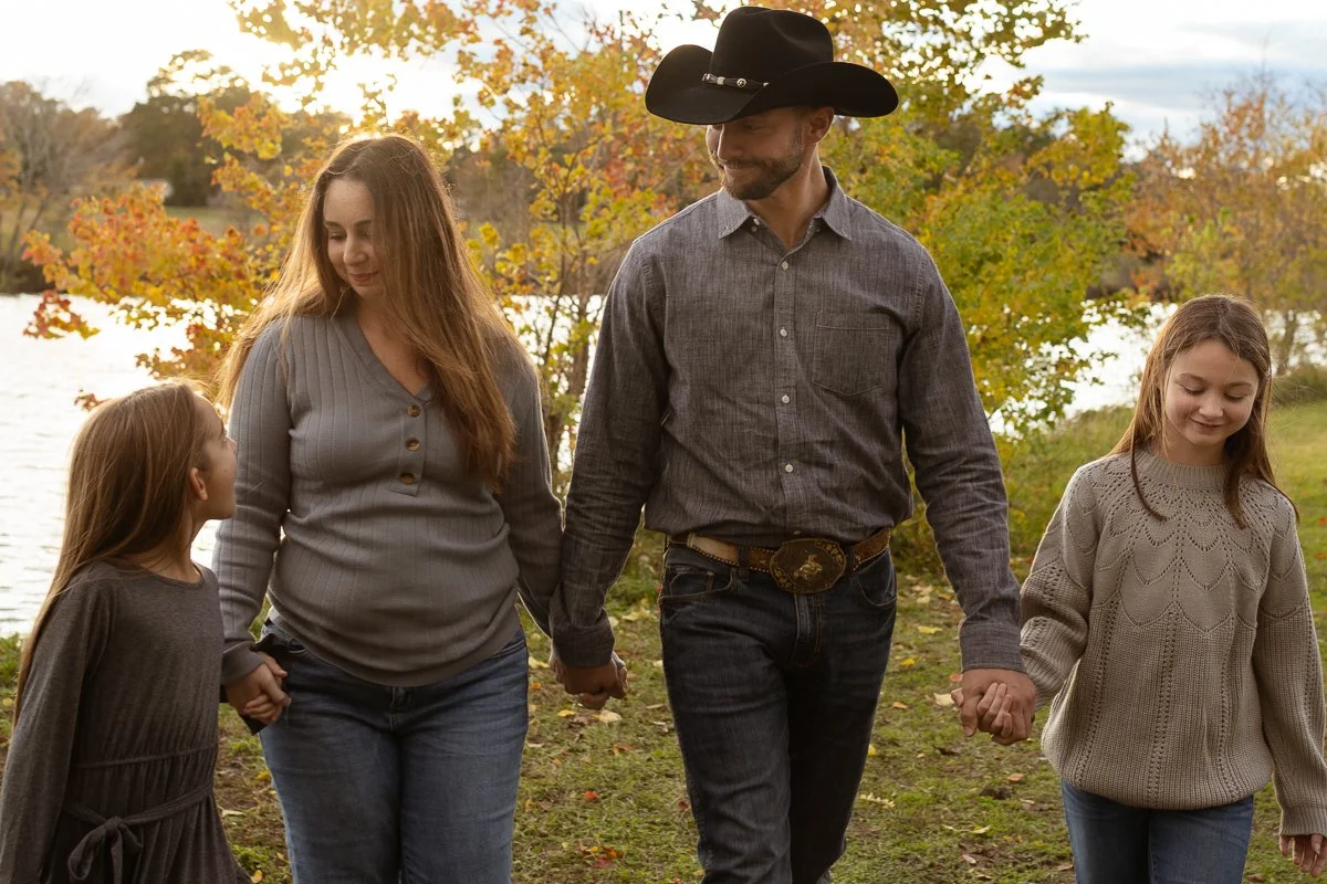 family-photo-shoot-in-nature-12.jpg