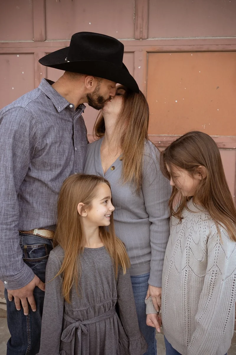 family-photo-shoot-in-nature-3.jpg