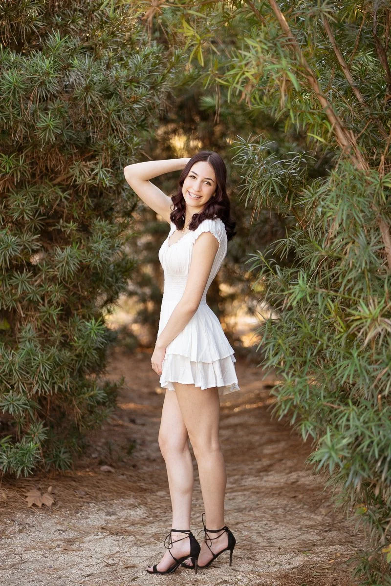 high-school-senior-girl-photographer-37.jpg