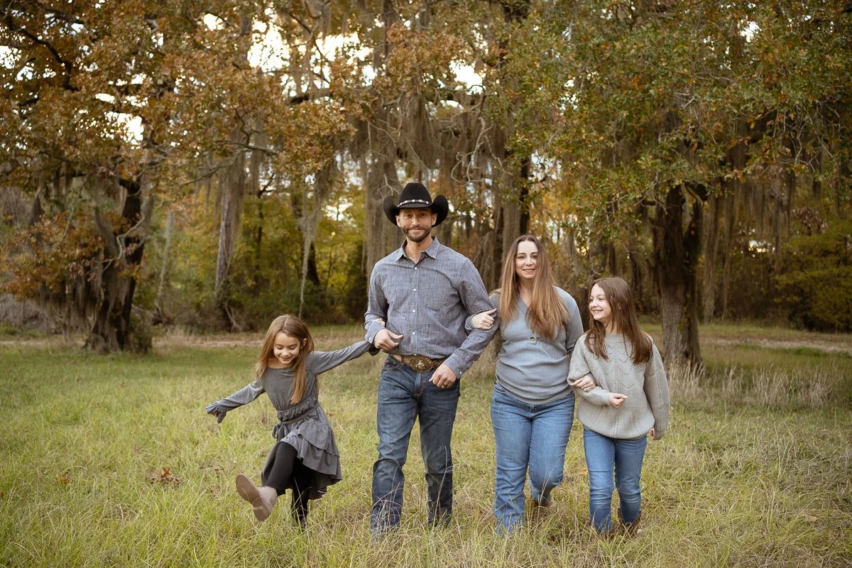 family-photo-shoot-in-nature-28.jpg