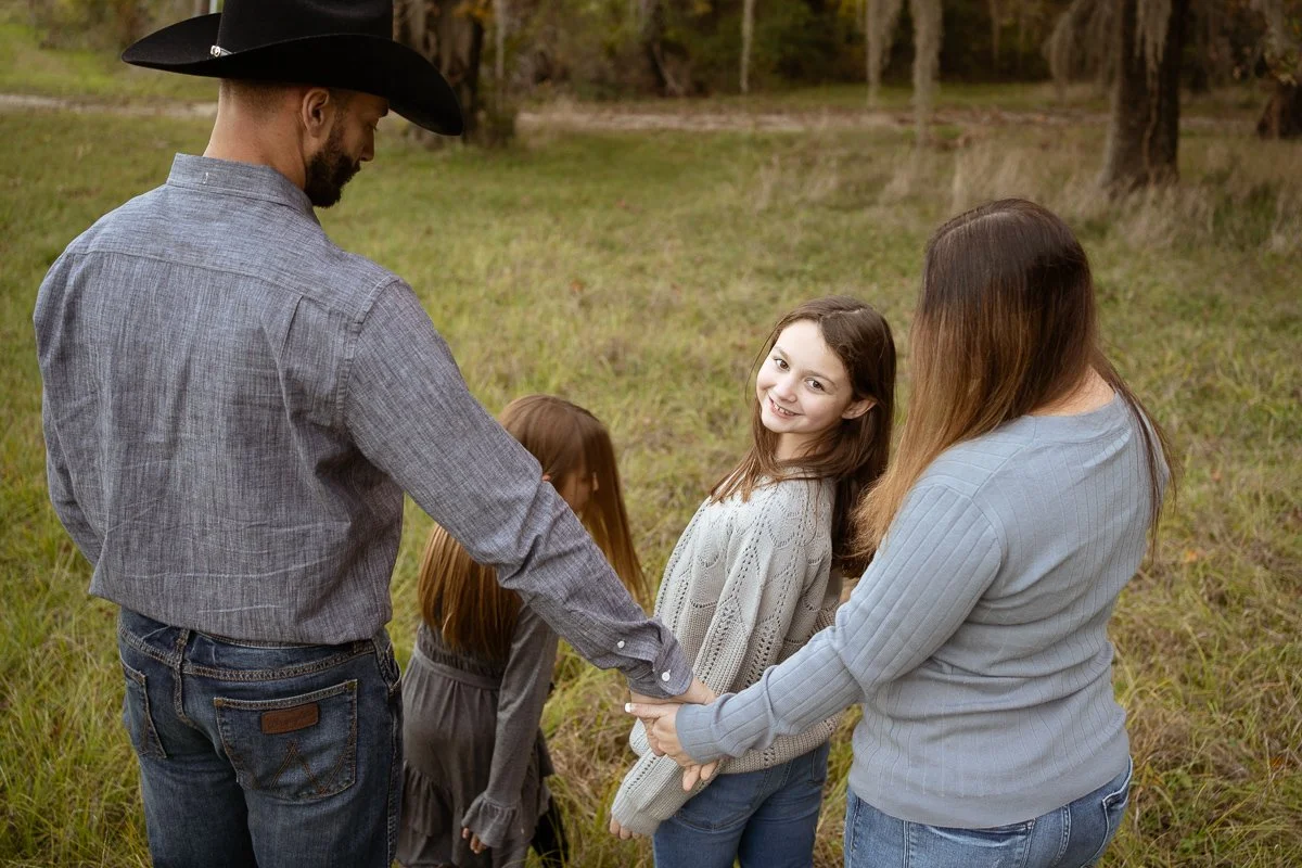 family-photo-shoot-in-nature-29.jpg