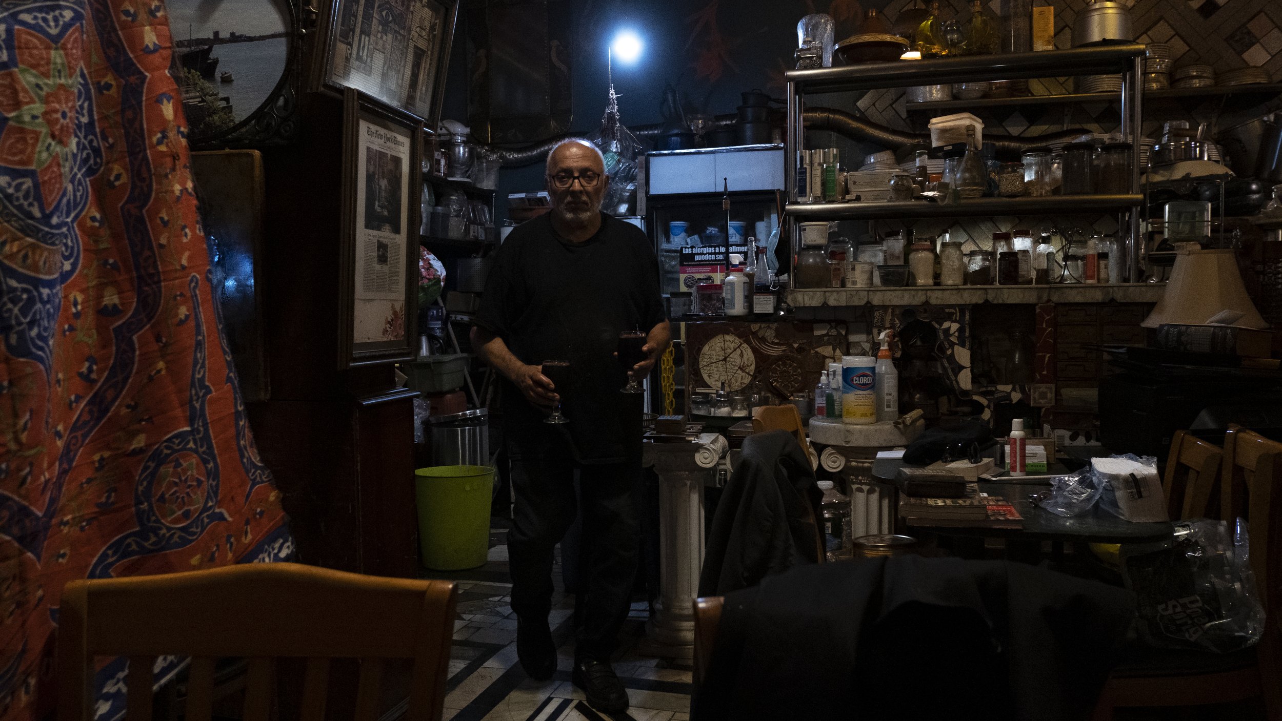 Moustafa, owner of an Egyptian restaurant · Steinway · Astoria · Queens · 09.11.2022 · 20:59