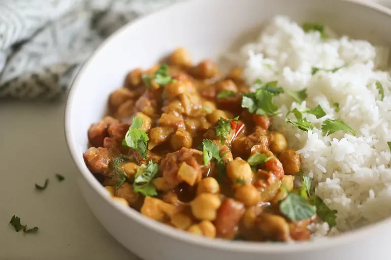 Easy Vegan Chickpea Curry