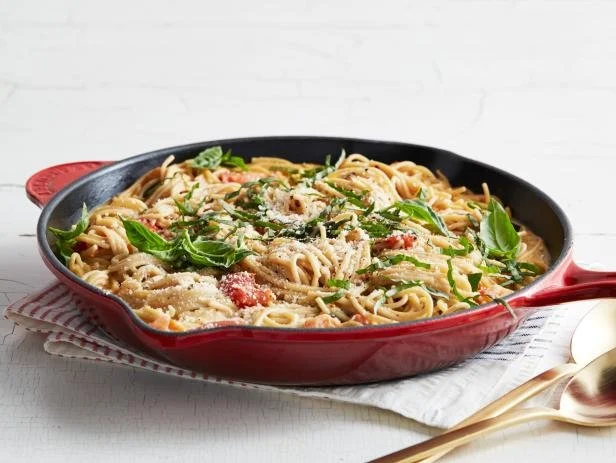 One-Pot Spaghetti with Creamy Tomato Sauce (Food Network)