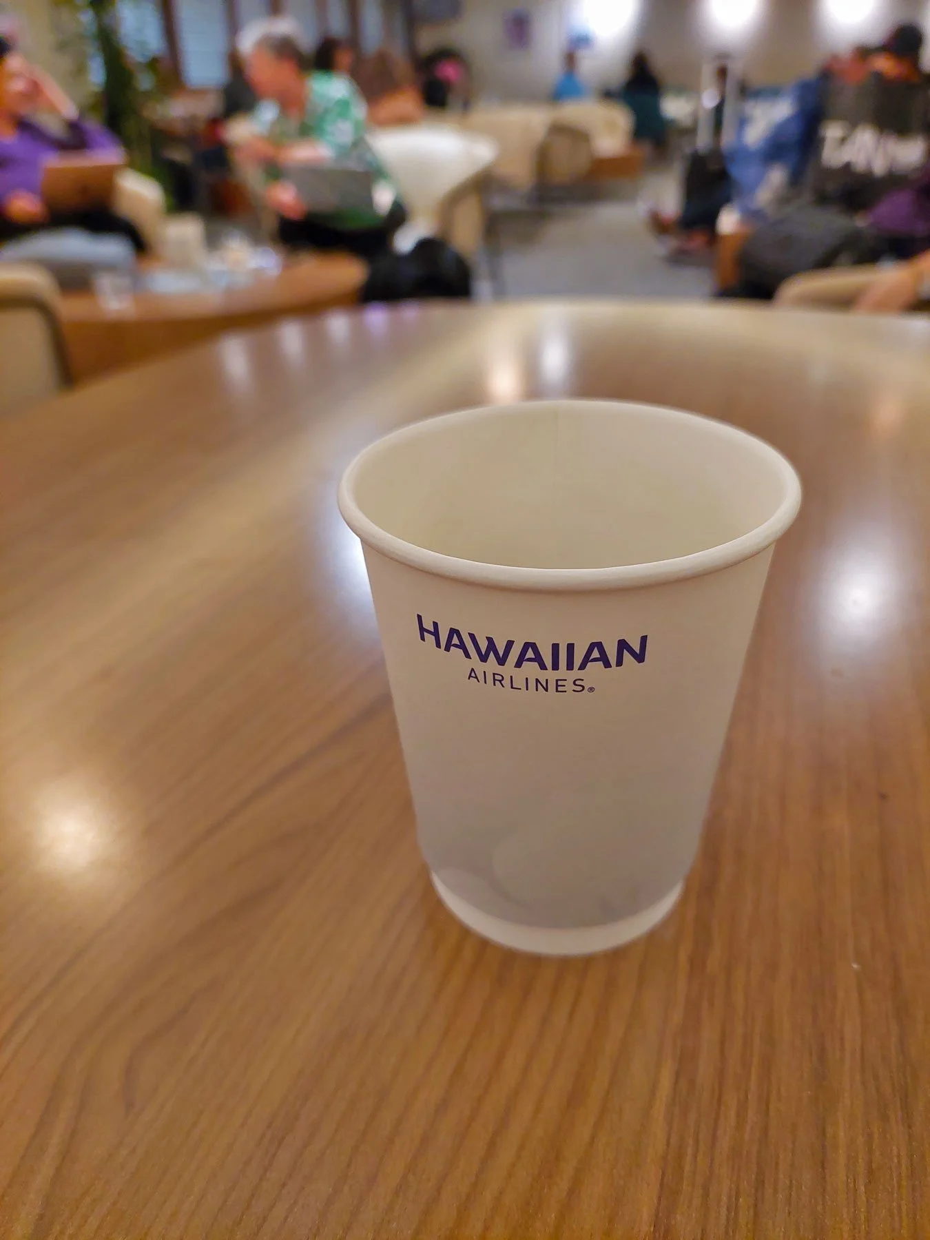 Hawaiian Airlines lounge cup complimentary beverage