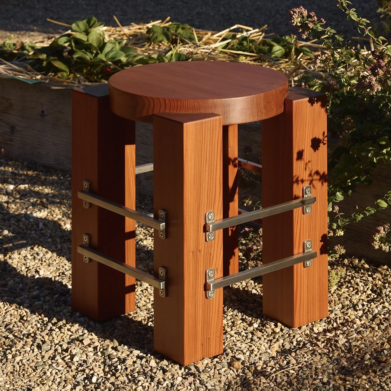 Hanneke Lourens_Outdoor Barred Side Table1.jpg