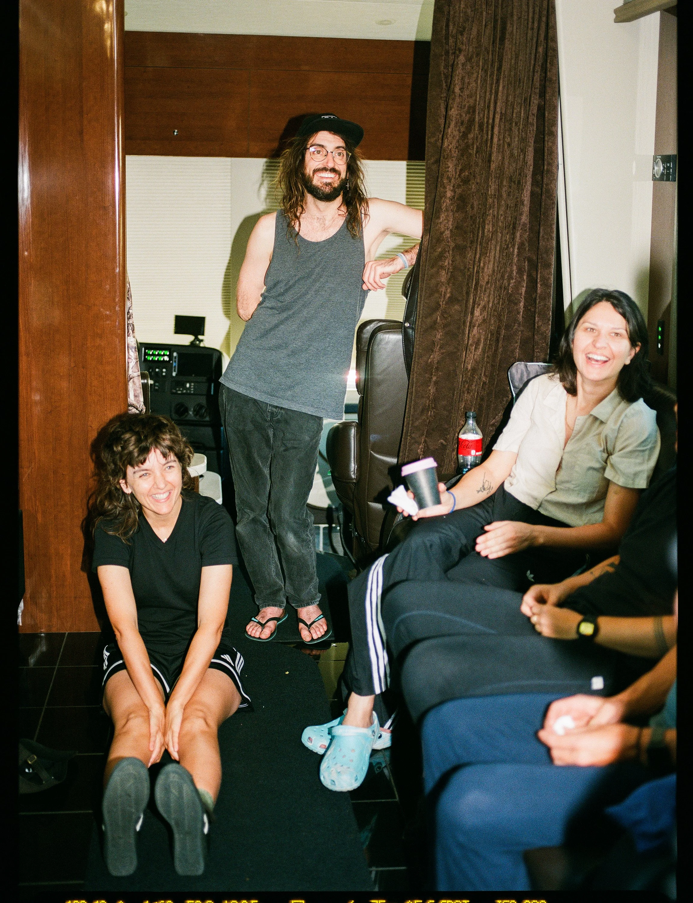 SHEVA-KAFAI-COURTNEY-BARNETT-FILM2-1.jpg