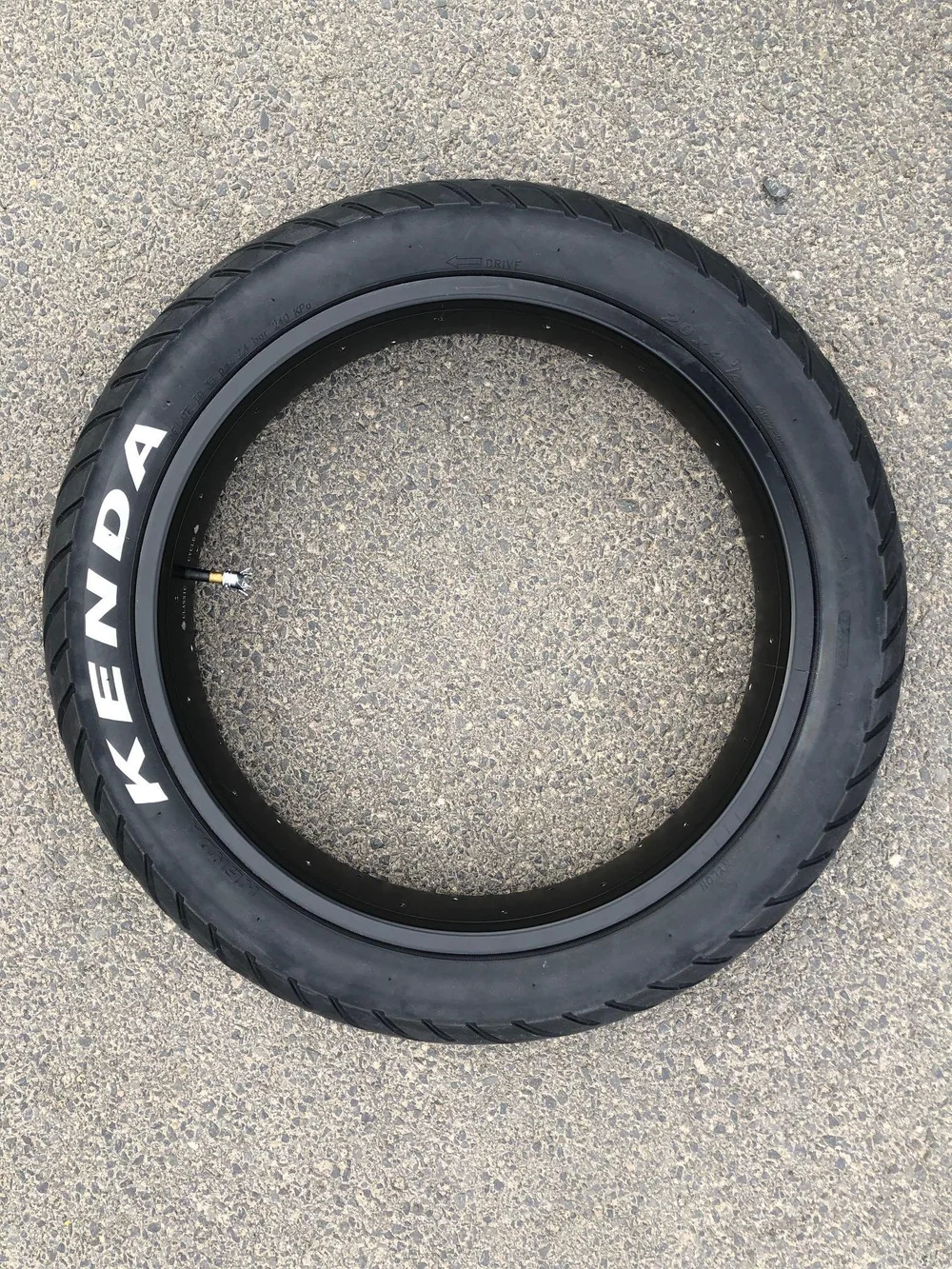 Pneu KENDA Kraze – 20 X 4.0 – Pneu Vélo Gras / E-Bike – Route – Neuf