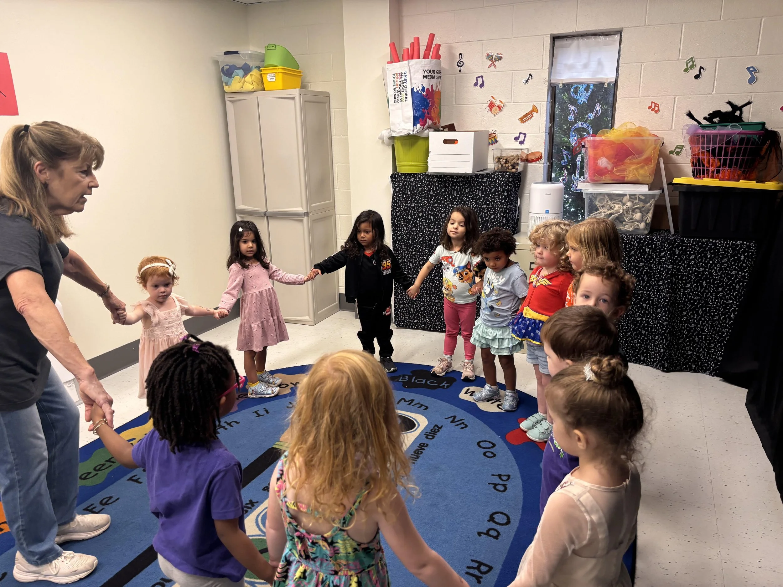Music Class Circle.jpg