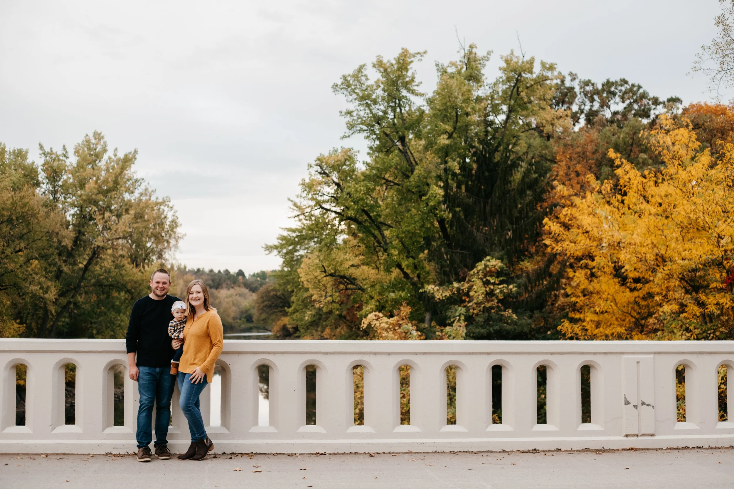 What Should You Wear For Fall Photos?