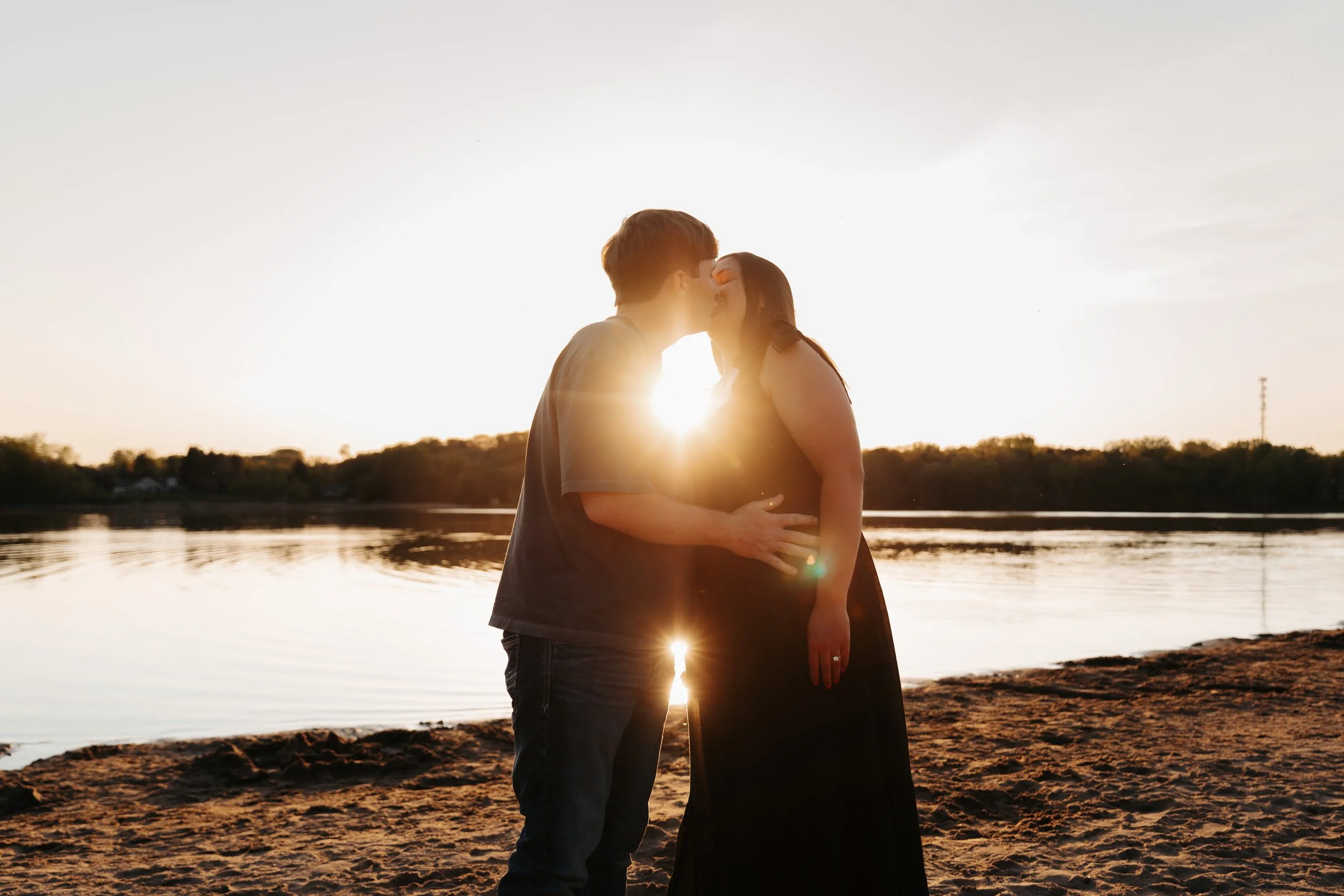 Engagement Photos at the Lake