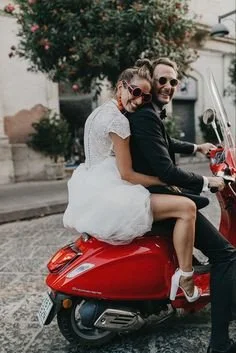 Vespa - DLTA or Pasadena City Hall available