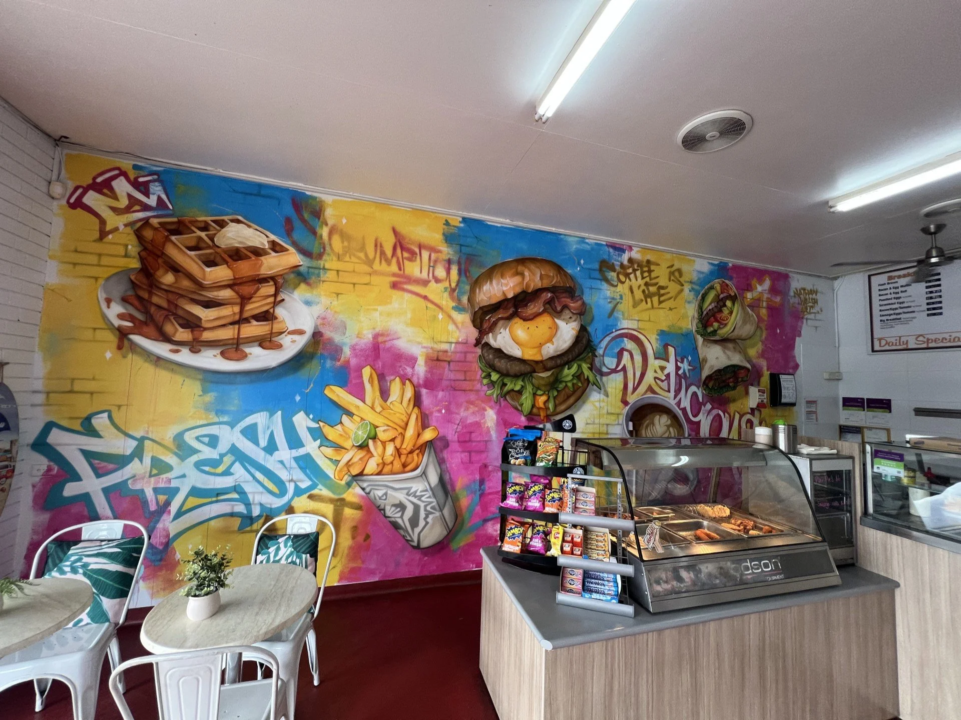 In n Out Takeaway Cafe, South Tweed