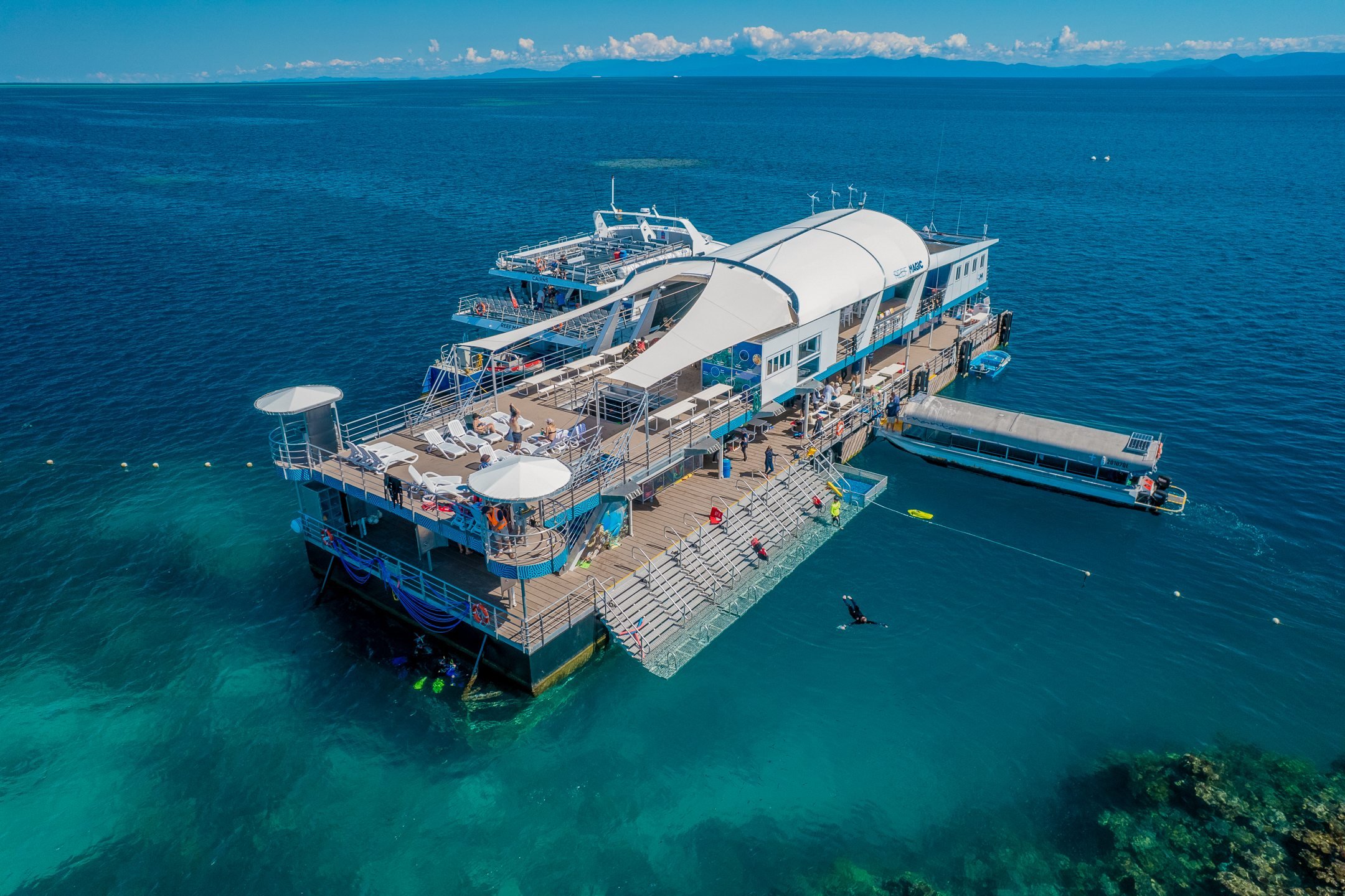 Reef-Magic-Pontoon-57.jpeg