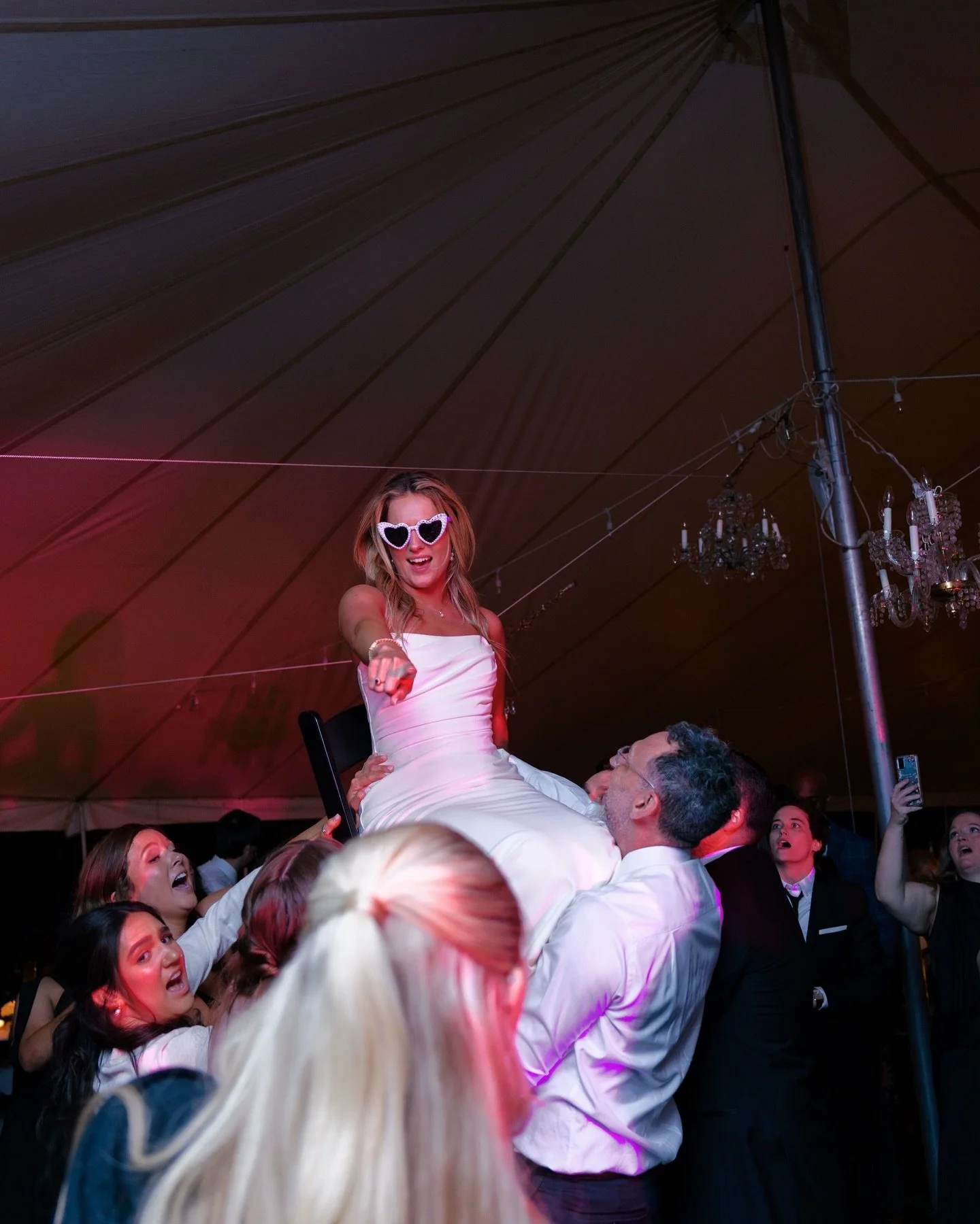 The dance floor energy at this wedding &mdash; Hallie and Greyson know how to throw a party 🙌🏼

Venue | @ccc_events 
Video | @moonandbackvideoco 

#missouriweddingphotographer #stlweddingphotographer #stlouisweddingphotographer
