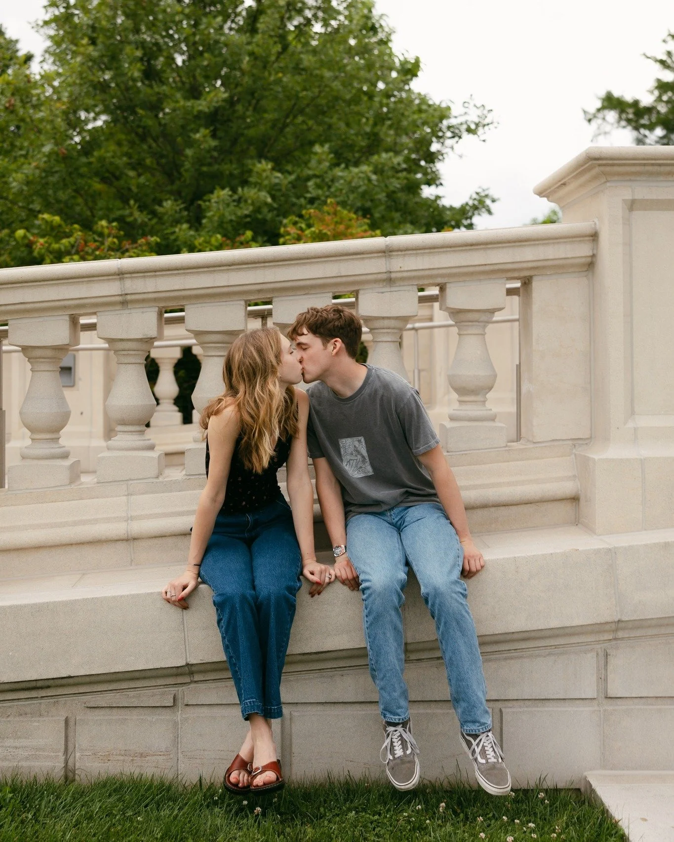 Spring is here, so I can't help but think back to this sweet engagement session at Forest Park! These two are almost one year married now 💕

#missouriweddingphotographer #stlweddingphotographer #forestparkengagement