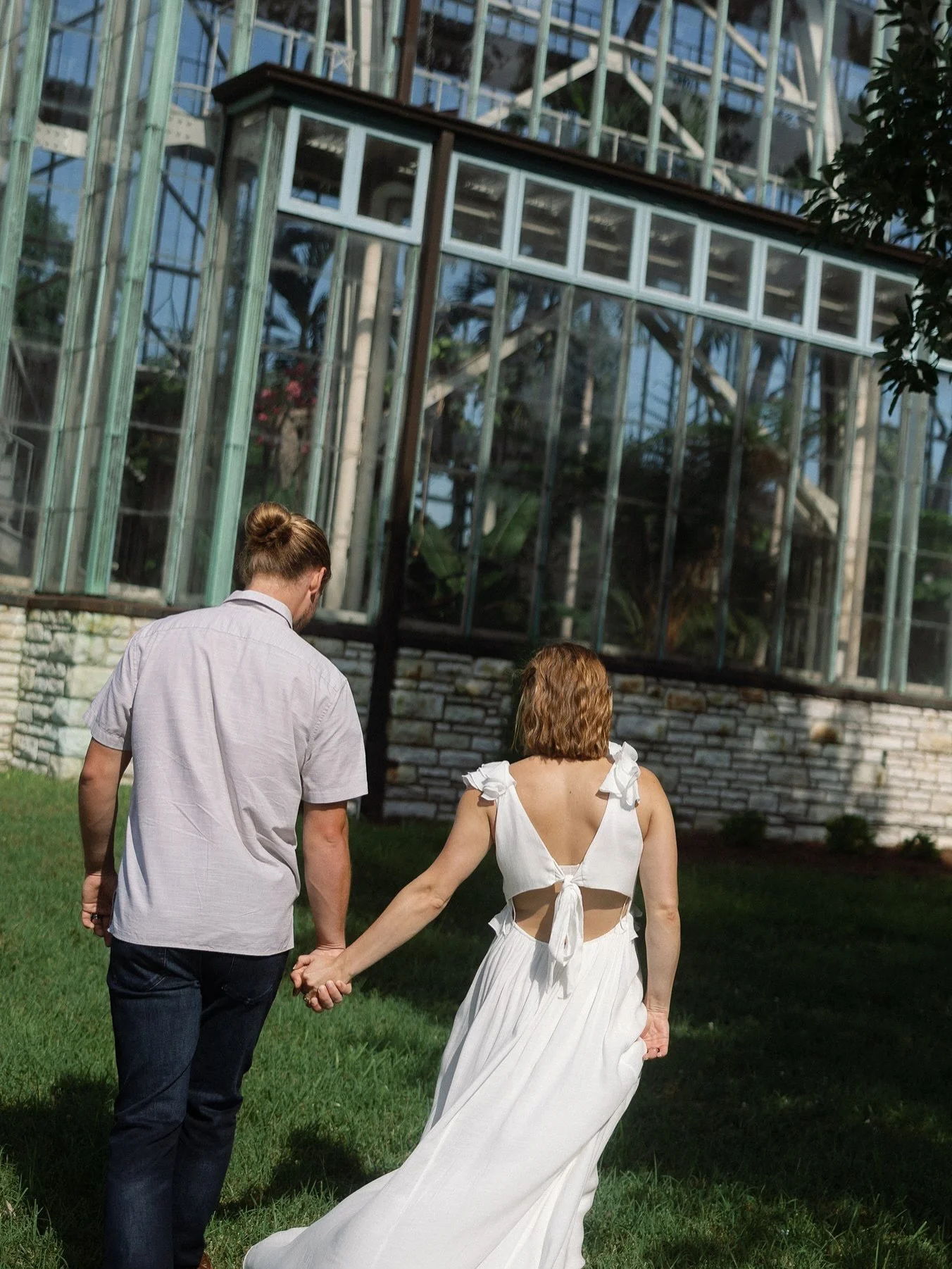 Consider this my formal request for more engagement sessions at The Jewel Box this year.

Photos of the wonderful @mackenzie_oneill &amp; @billywildeman at their engagement session 🫶🏼

Missouri wedding photographer, St Louis Wedding Photographer, S