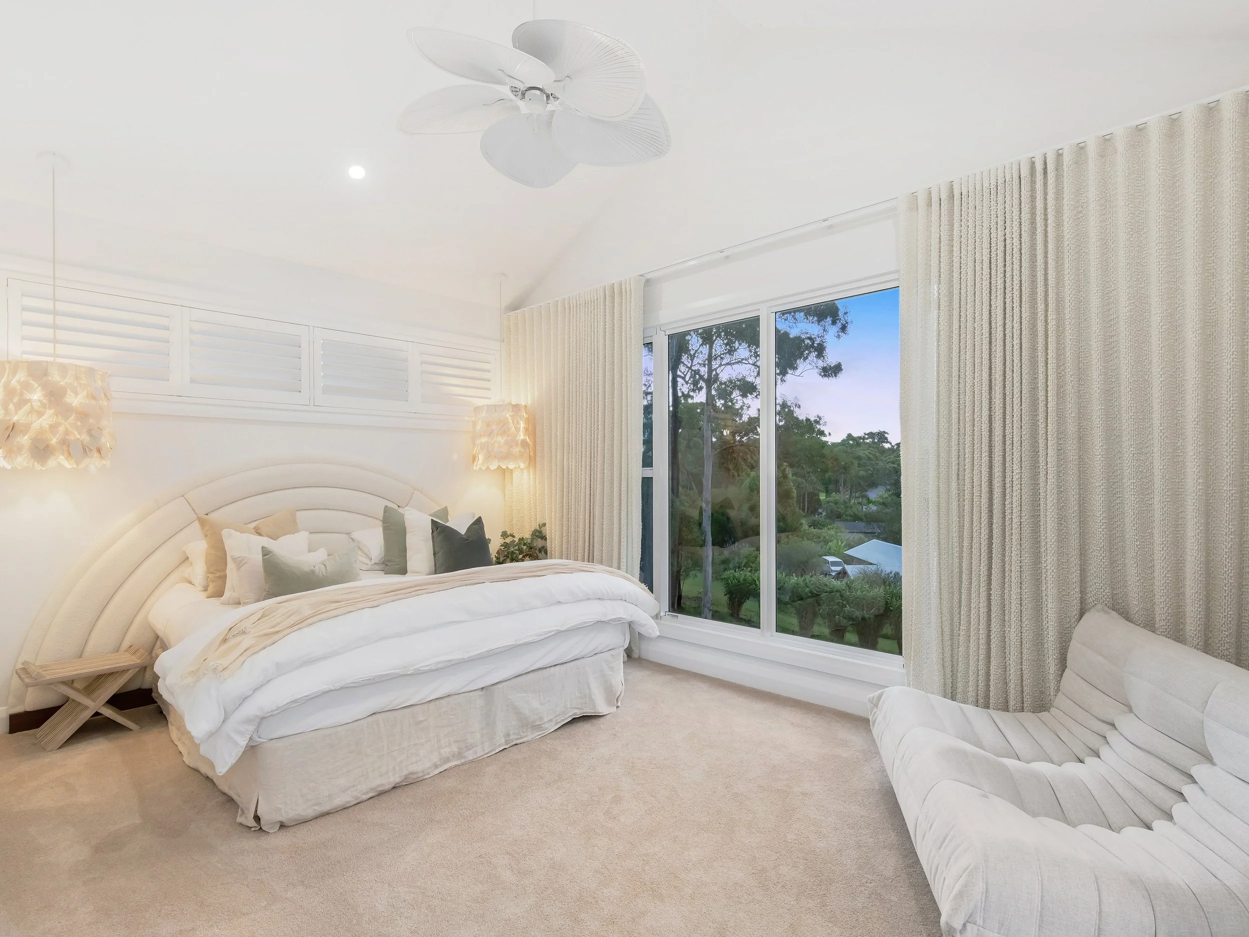 15 Master bedroom.jpg