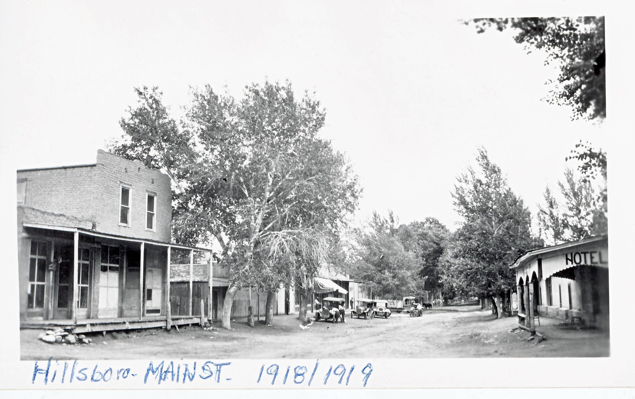 1918-19 Main St looking east 2.JPG