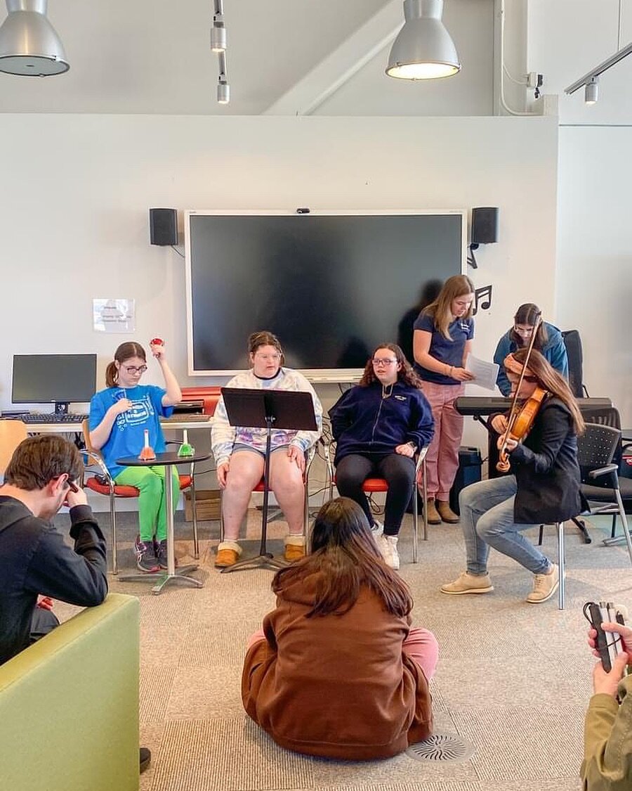 Collaborating with the talented students from the Perkins School of The Blind and the BIAAE team from Berklee in a one day workshop was truly inspiring. Their exceptional talent in writing and music shone through as we created a beautiful song togeth