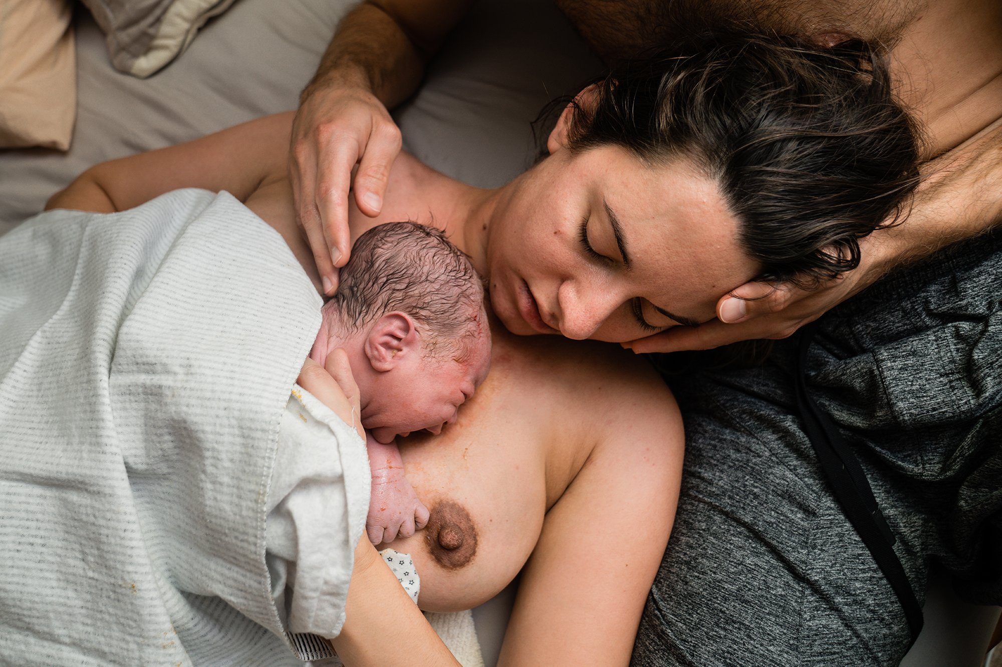 44-empowering-home-birth-photos.jpg