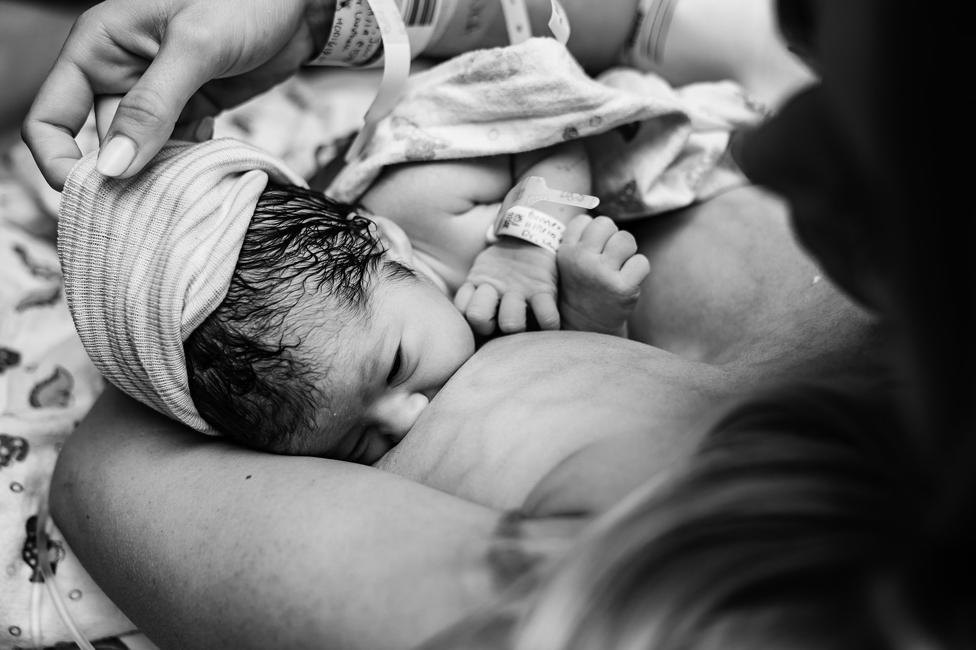 austin-hospital-birth-photographer-47.jpg