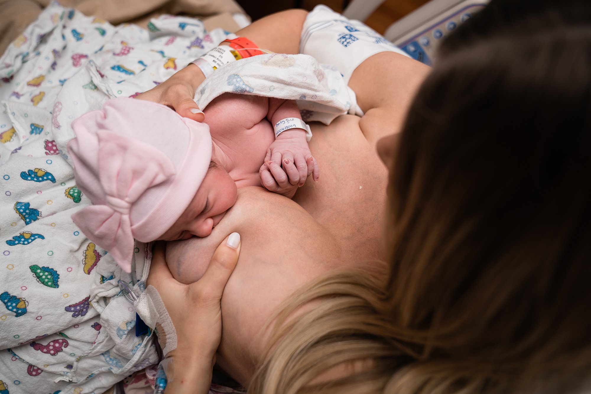 austin-hospital-birth-photographer-50.jpg