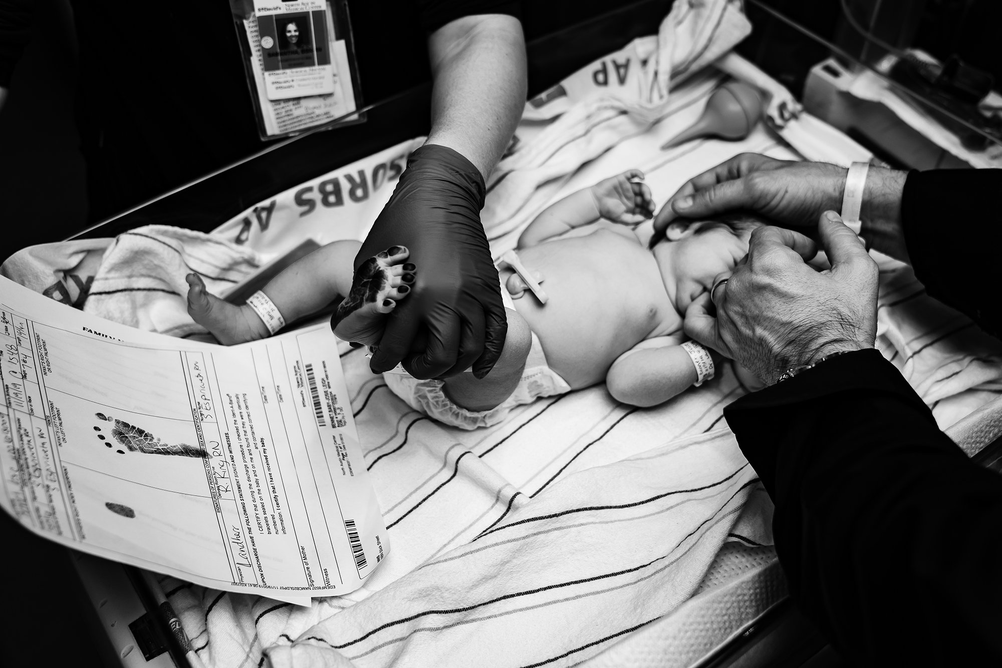 austin-hospital-birth-photographer-77.jpg