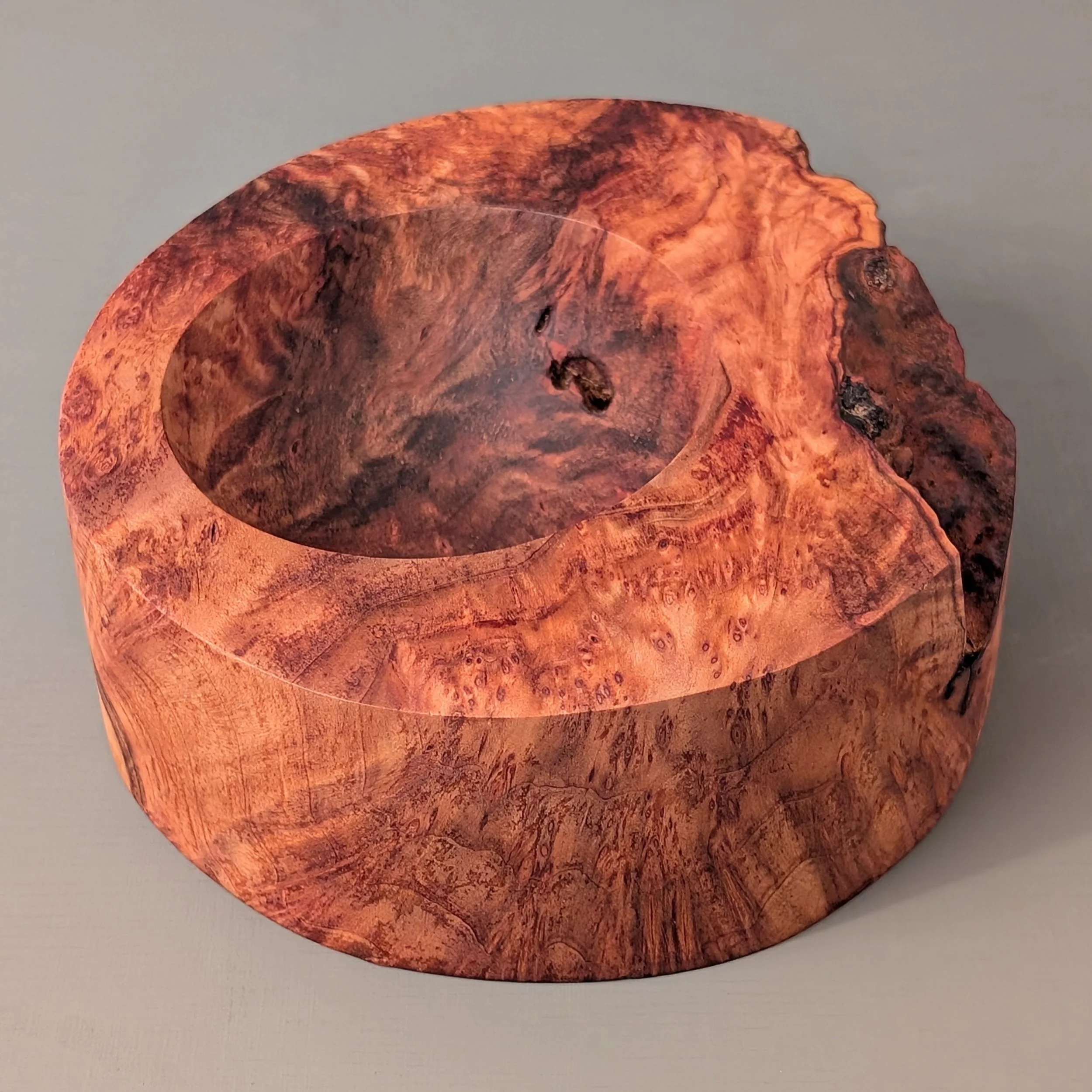 Offcenter Burl Bowl 4.jpg
